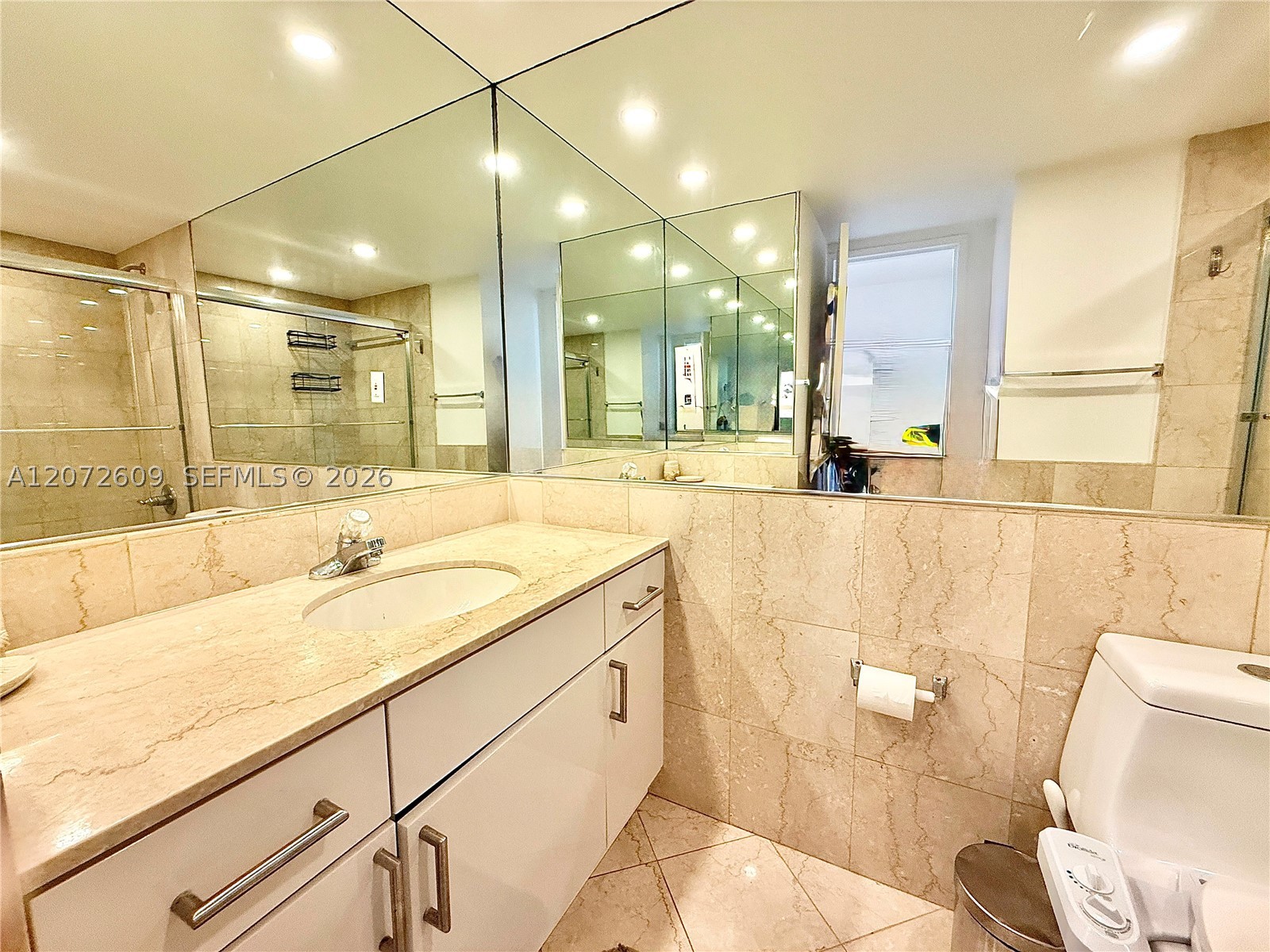 5161 Collins Ave #1612, Miami Beach FL 33140