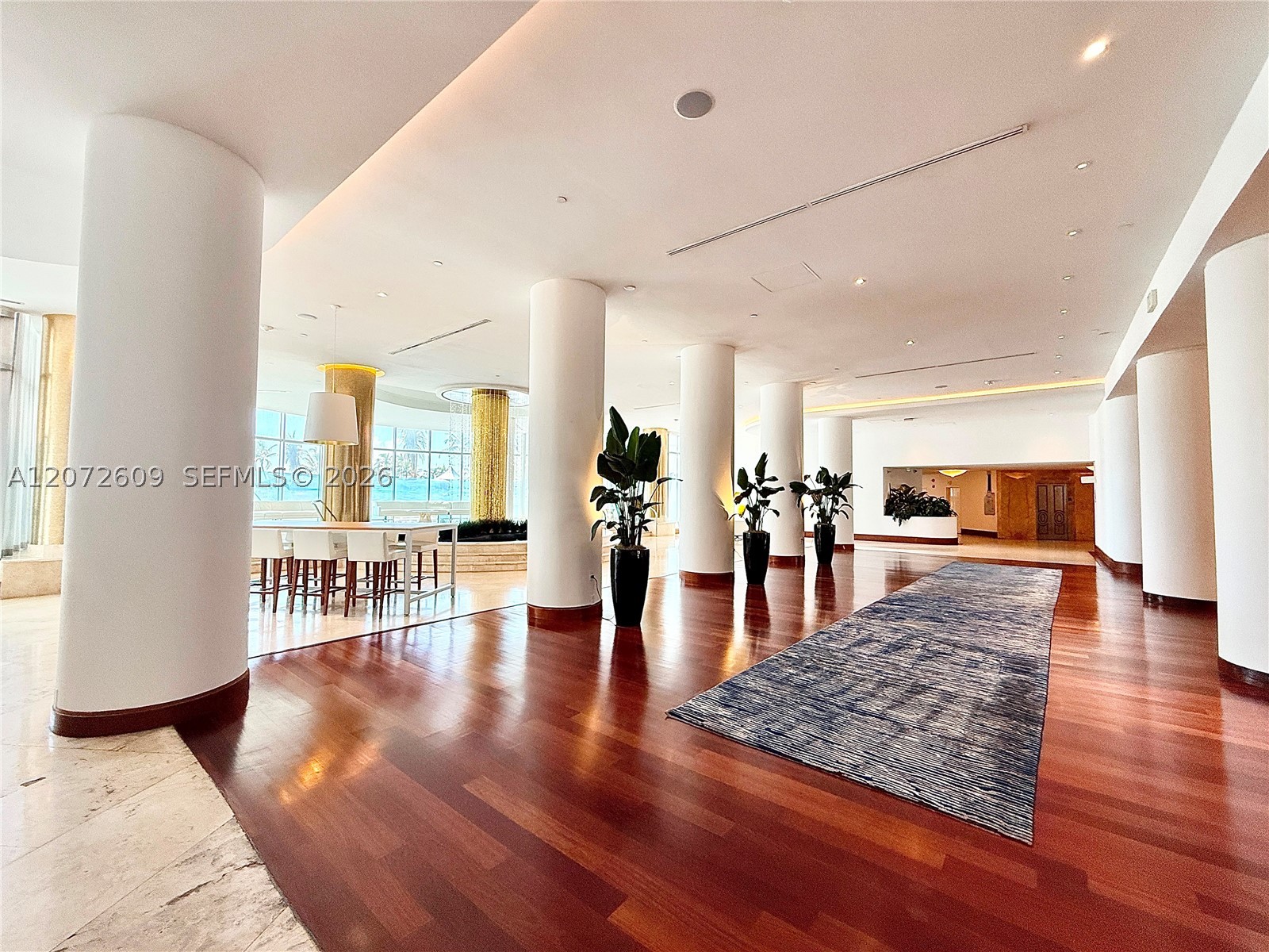 5161 Collins Ave #1612, Miami Beach FL 33140