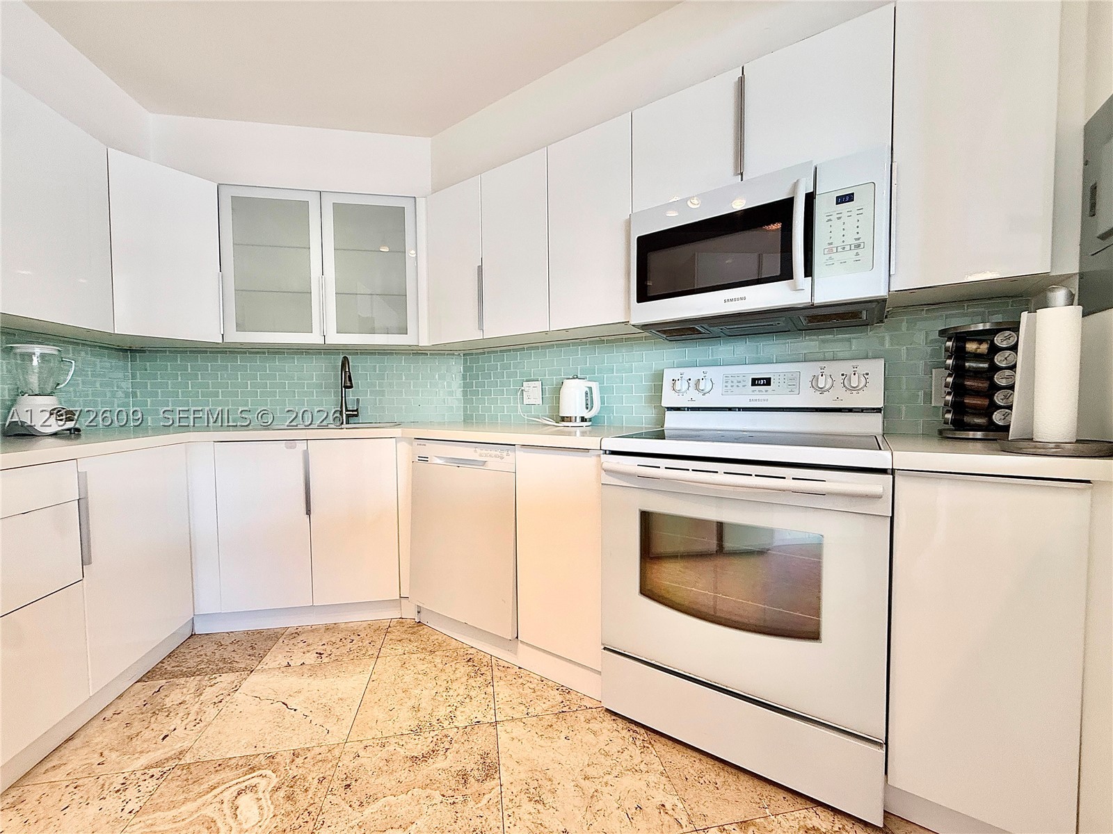 5161 Collins Ave #1612, Miami Beach FL 33140