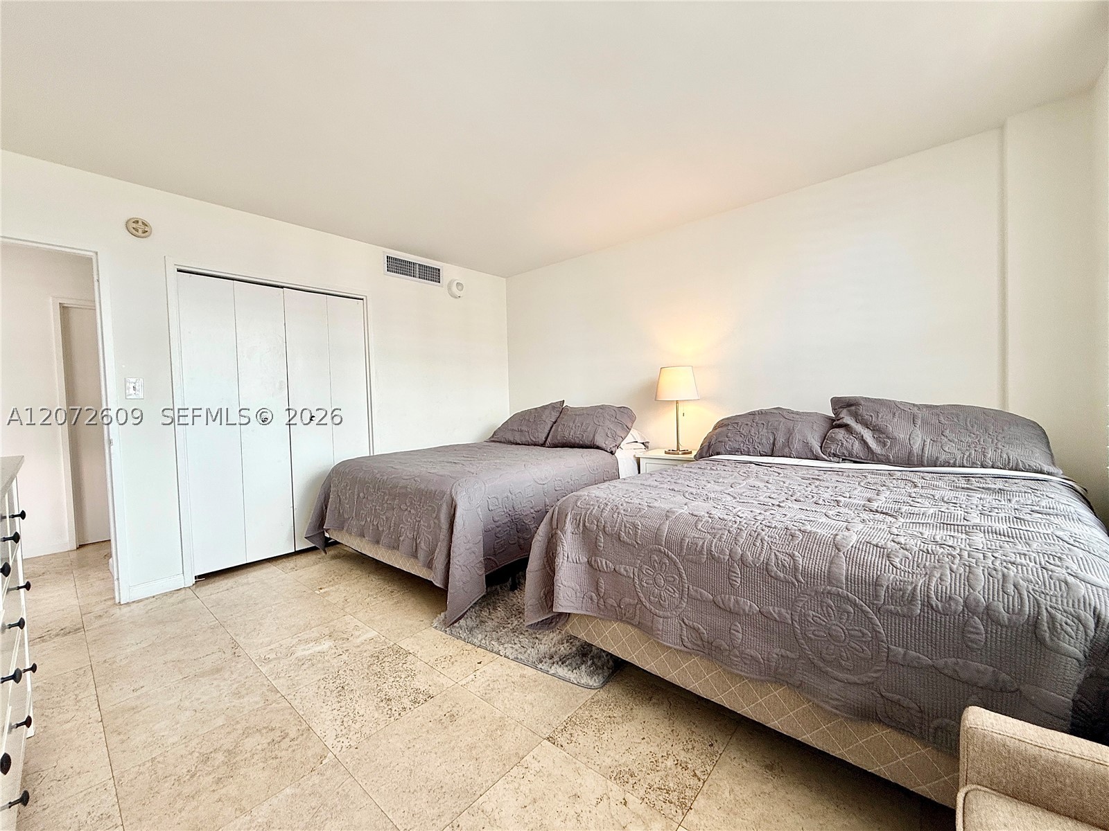 5161 Collins Ave #1612, Miami Beach FL 33140