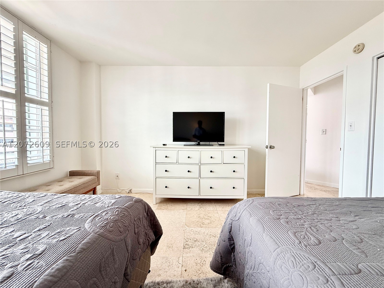 5161 Collins Ave #1612, Miami Beach FL 33140