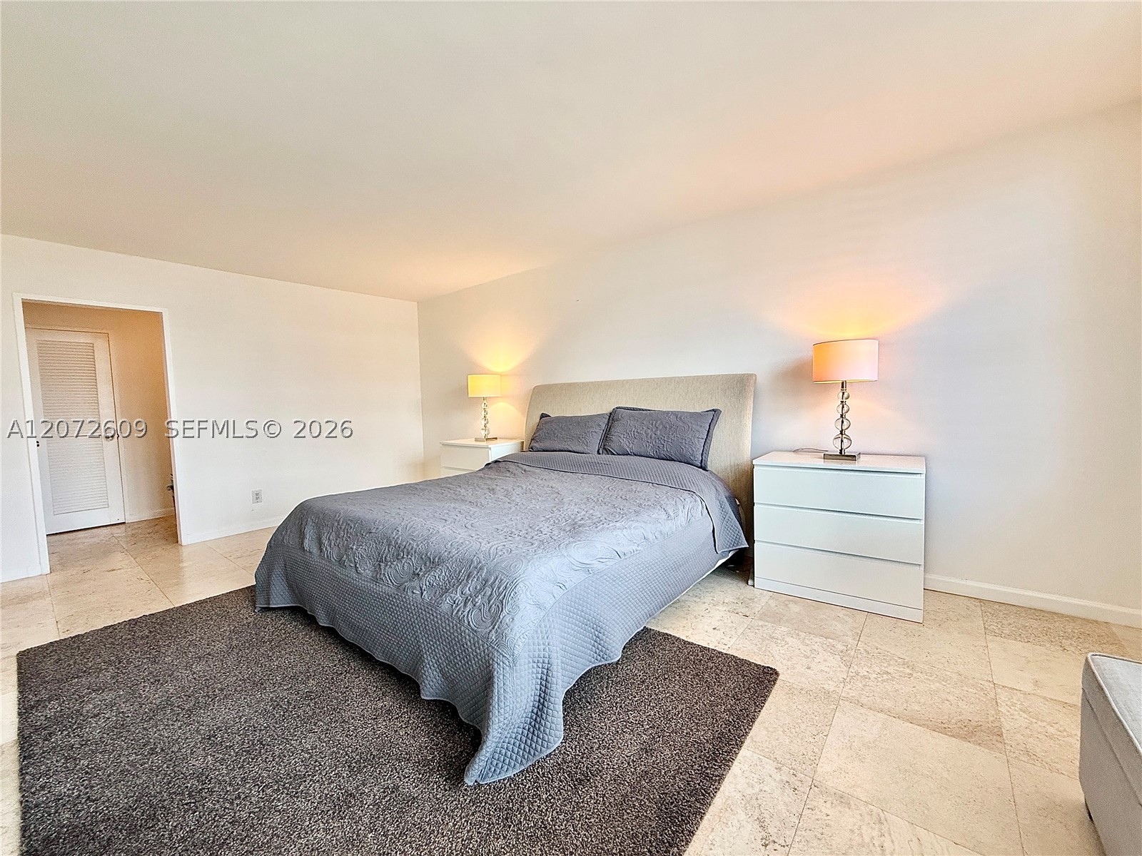 5161 Collins Ave #1612, Miami Beach FL 33140
