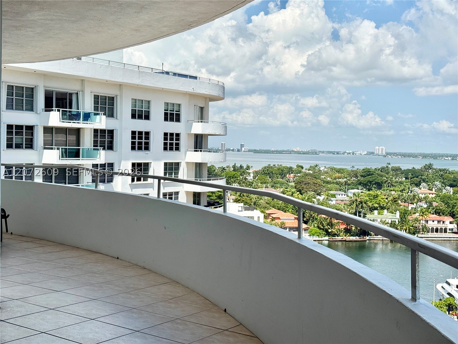 5161 Collins Ave #1612, Miami Beach FL 33140