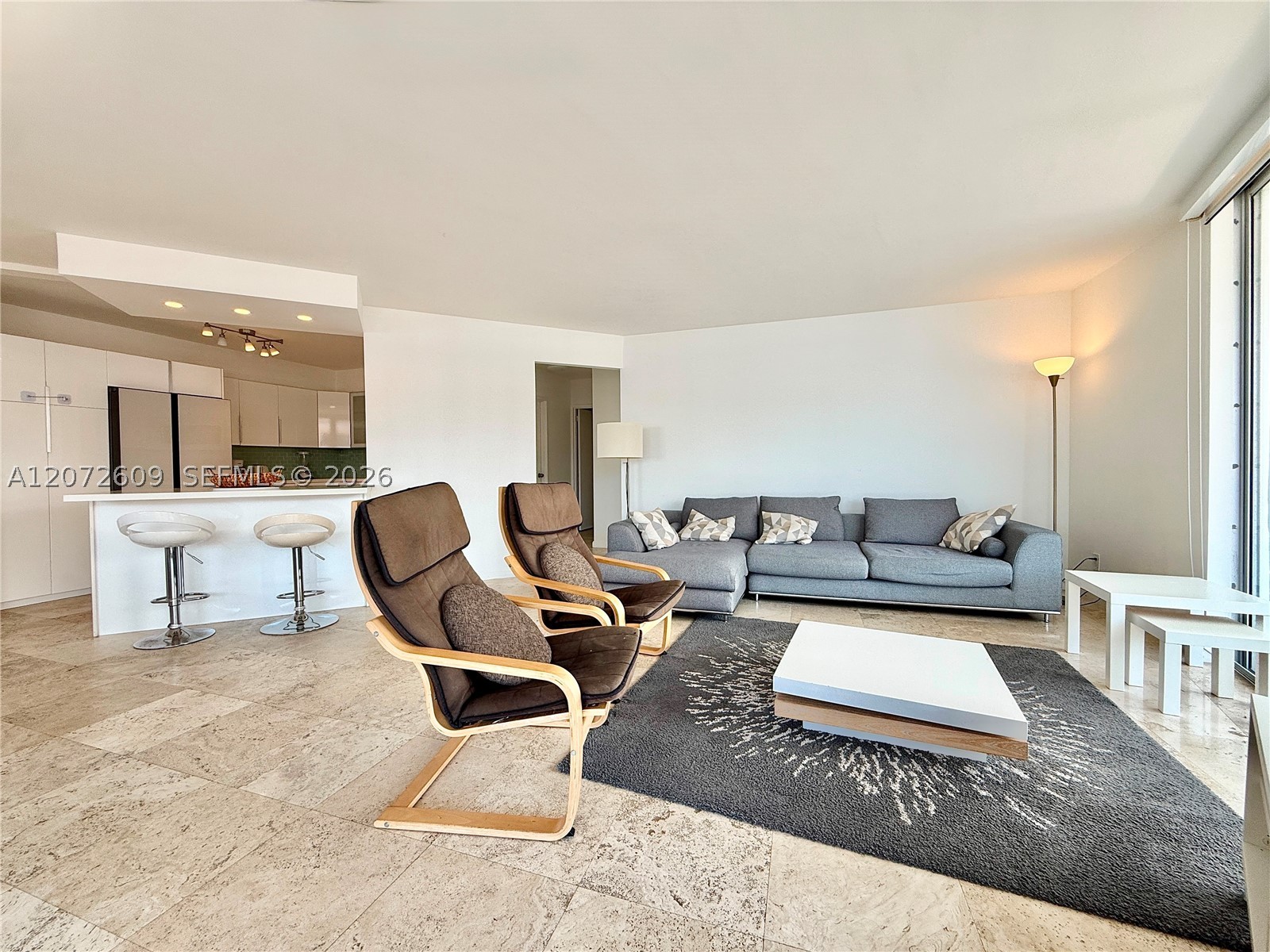 5161 Collins Ave #1612, Miami Beach FL 33140