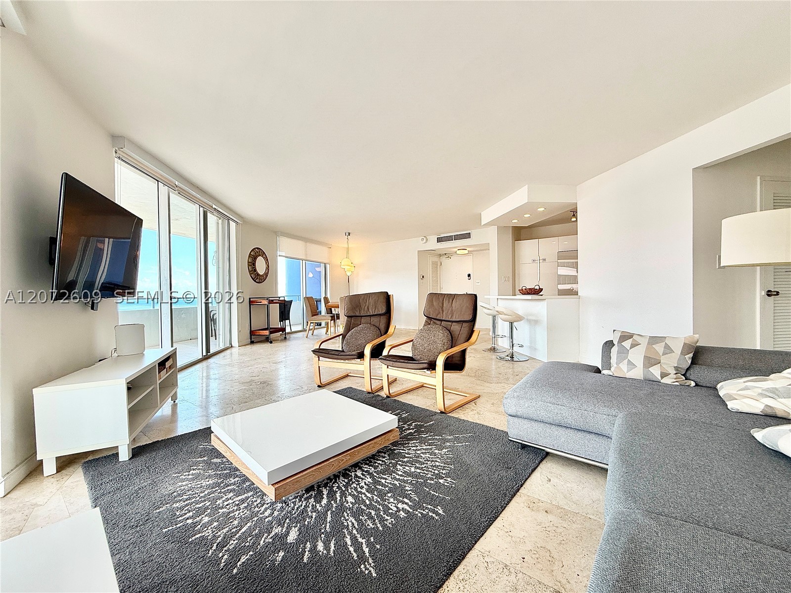 5161 Collins Ave #1612, Miami Beach FL 33140