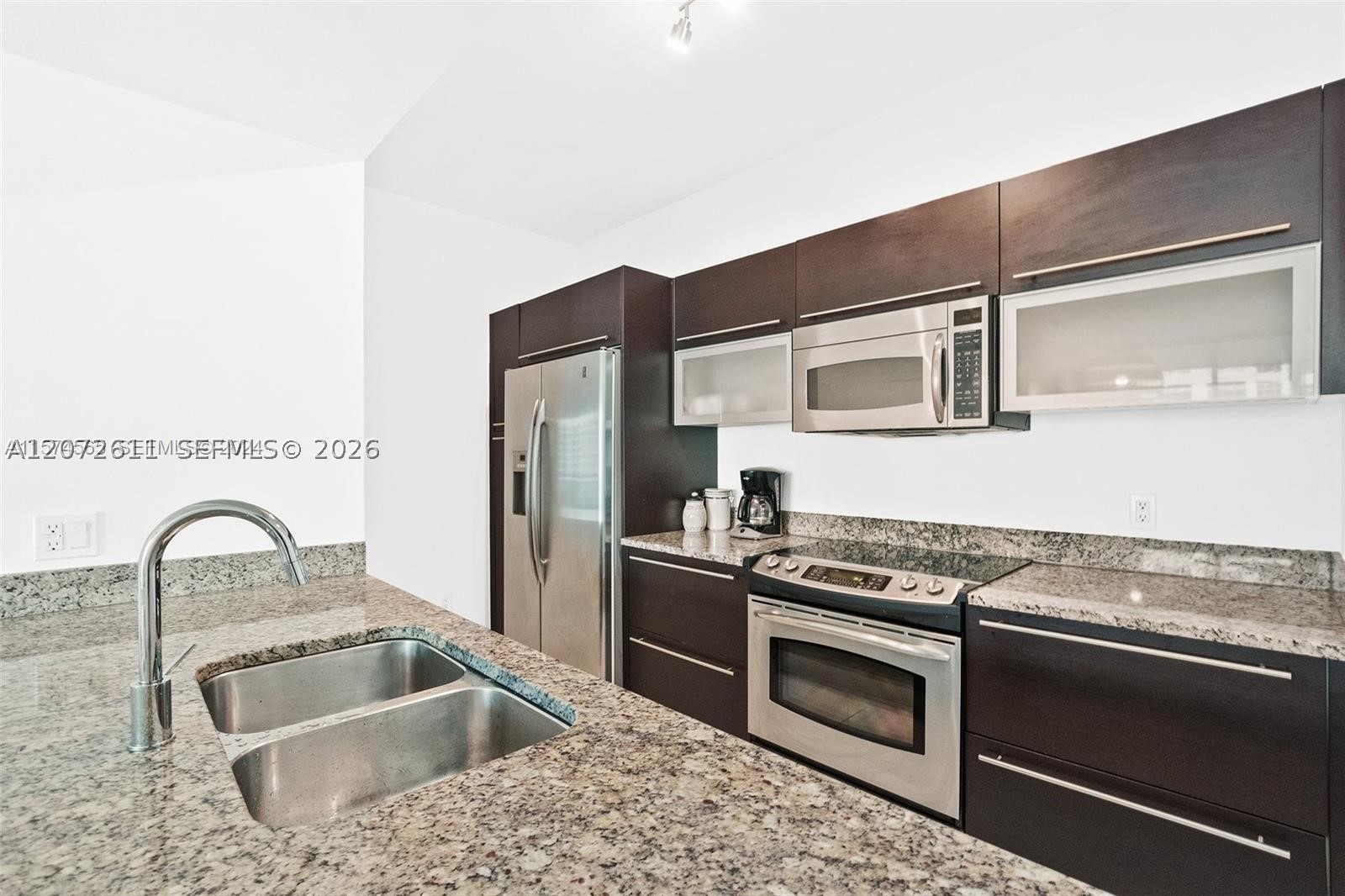 951 Brickell Ave #2700, Miami FL 33131