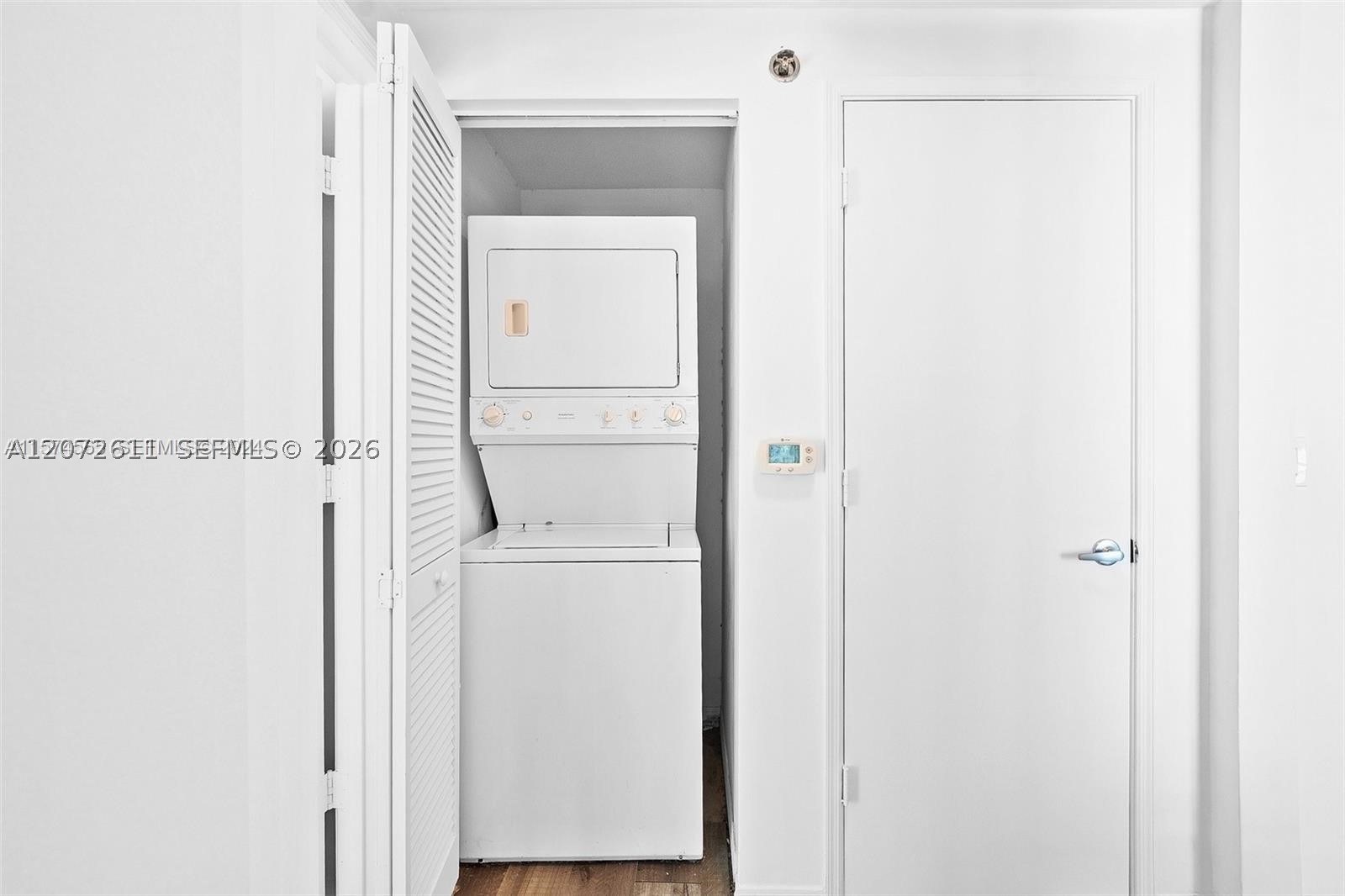 951 Brickell Ave #2700, Miami FL 33131