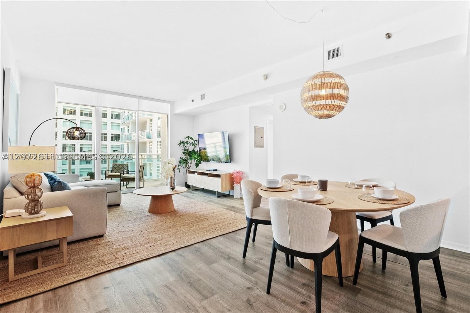 951 Brickell Ave #2700, Miami FL 33131