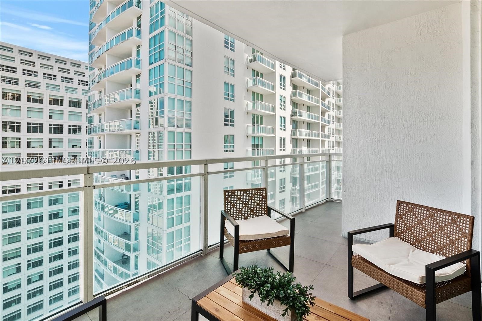 951 Brickell Ave #2700, Miami FL 33131