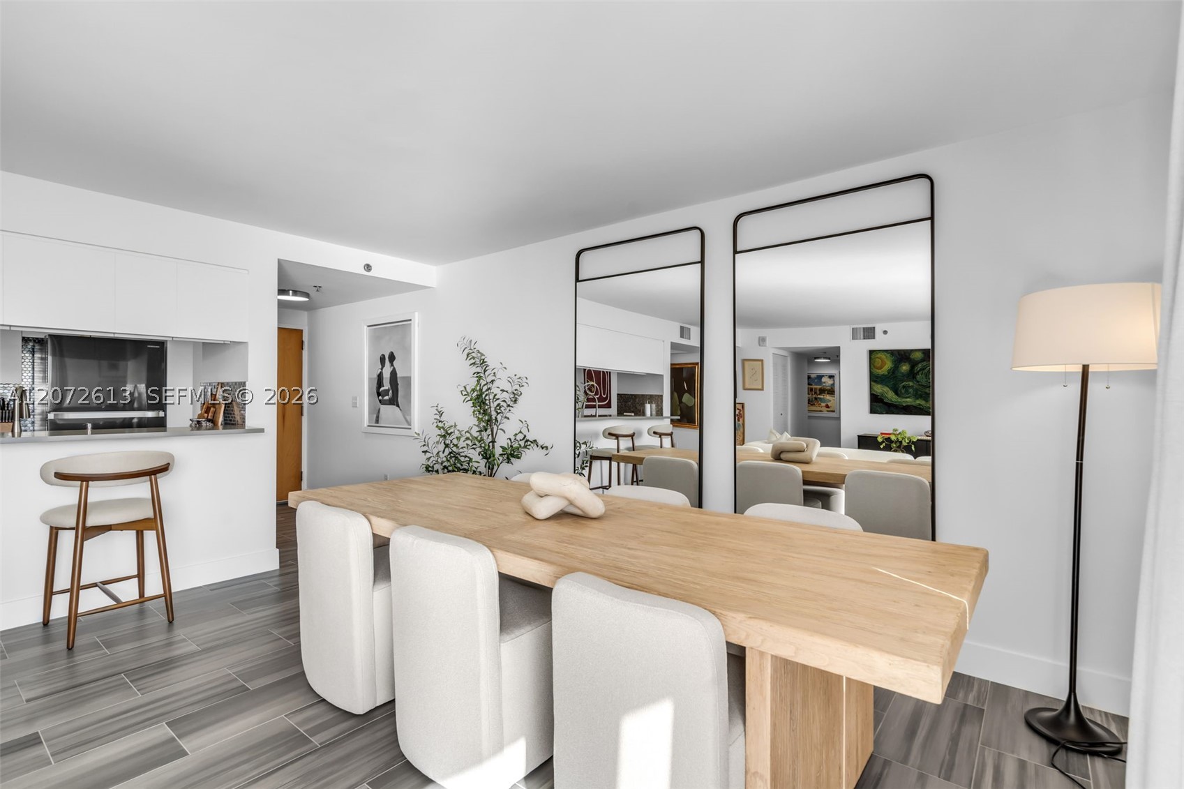1200 Brickell Bay Dr #2501, Miami FL 33131