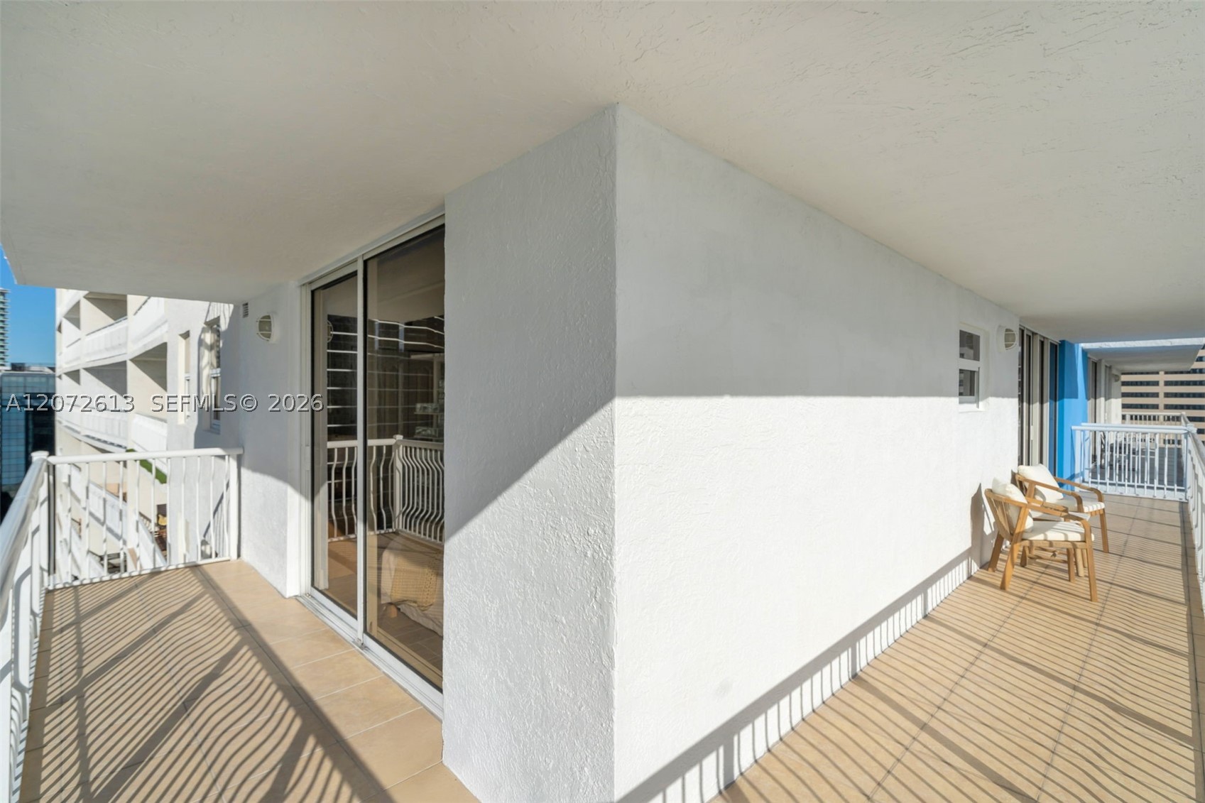 1200 Brickell Bay Dr #2501, Miami FL 33131