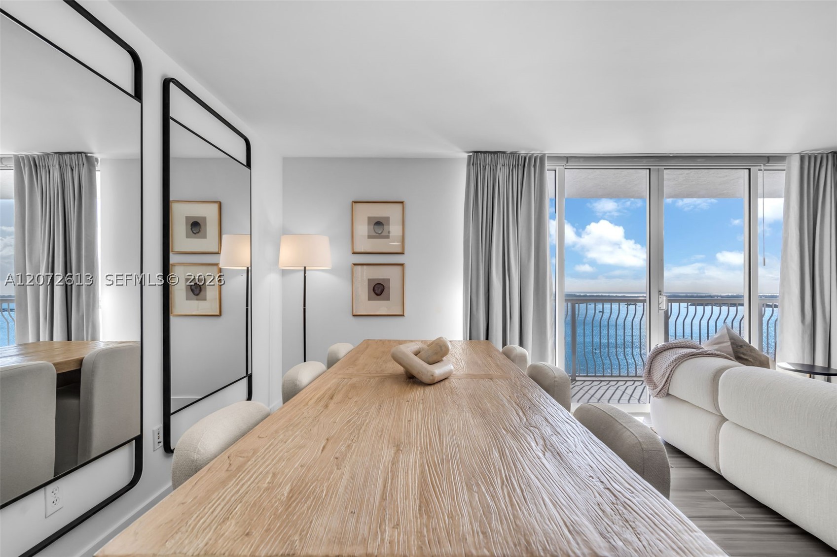 1200 Brickell Bay Dr #2501, Miami FL 33131