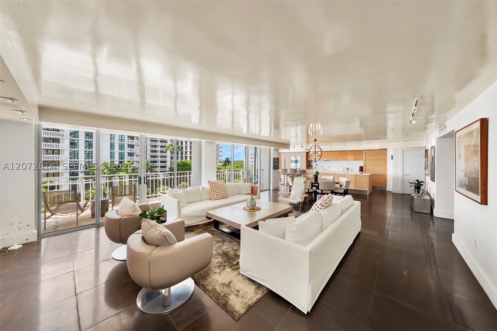 600 Grapetree Dr #6BS, Key Biscayne FL 33149