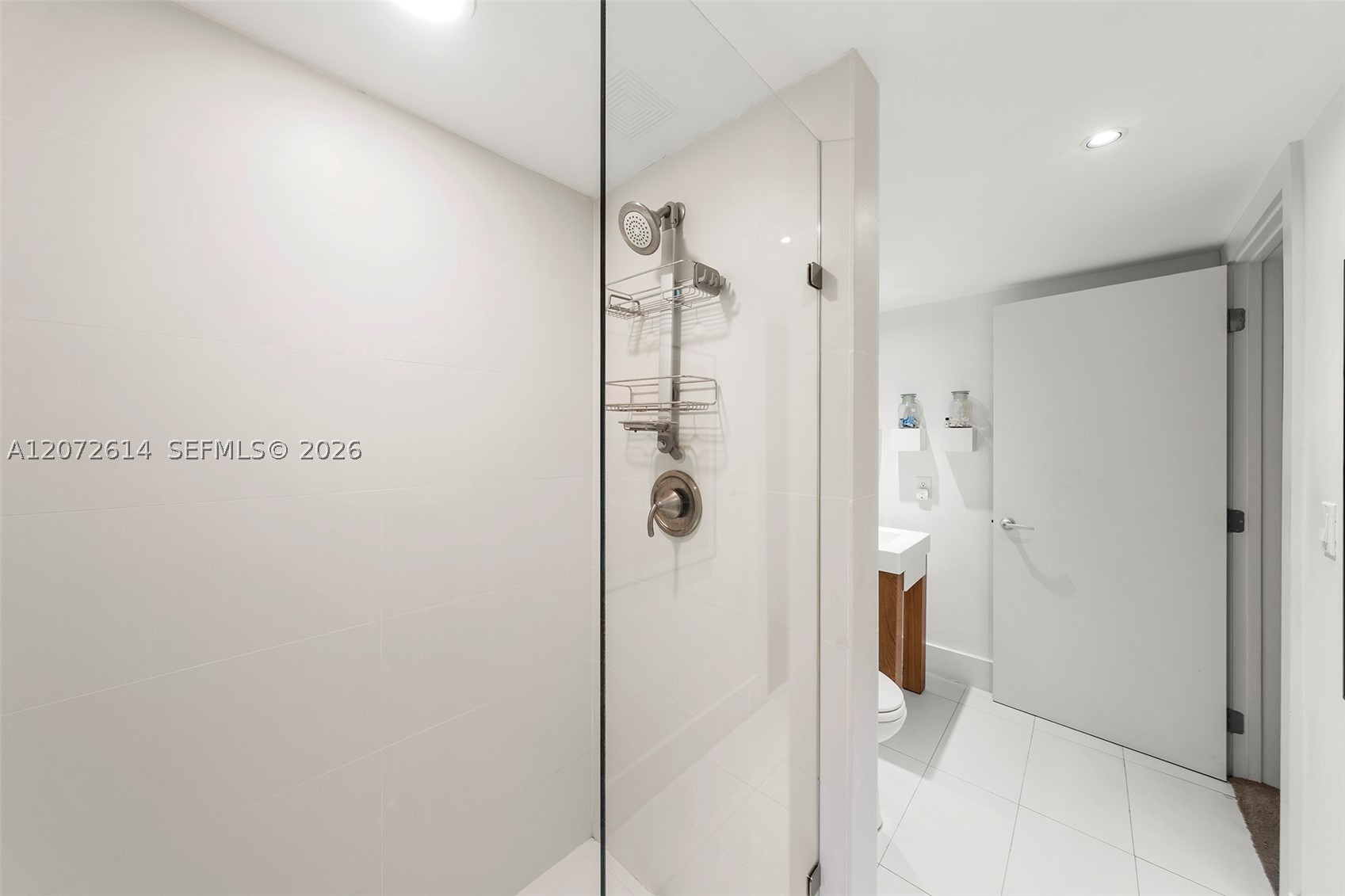 600 Grapetree Dr #6BS, Key Biscayne FL 33149