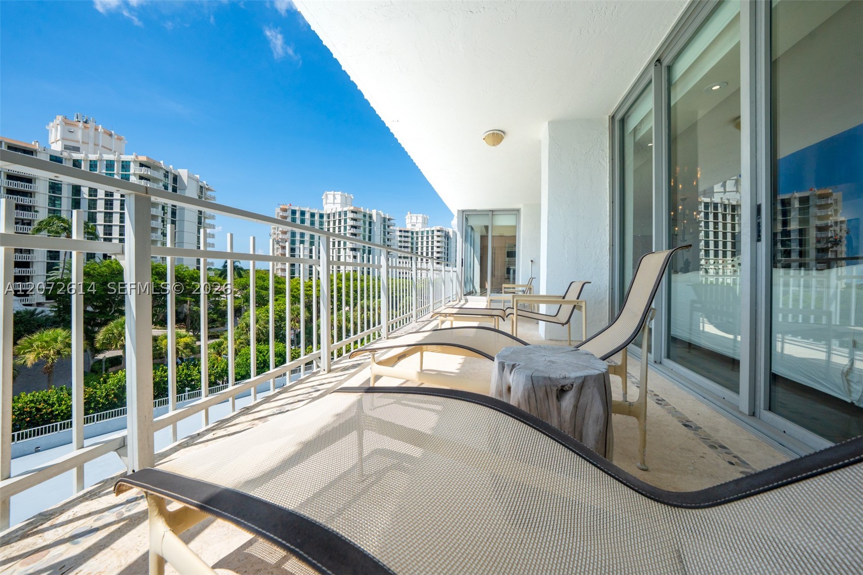 600 Grapetree Dr #6BS, Key Biscayne FL 33149