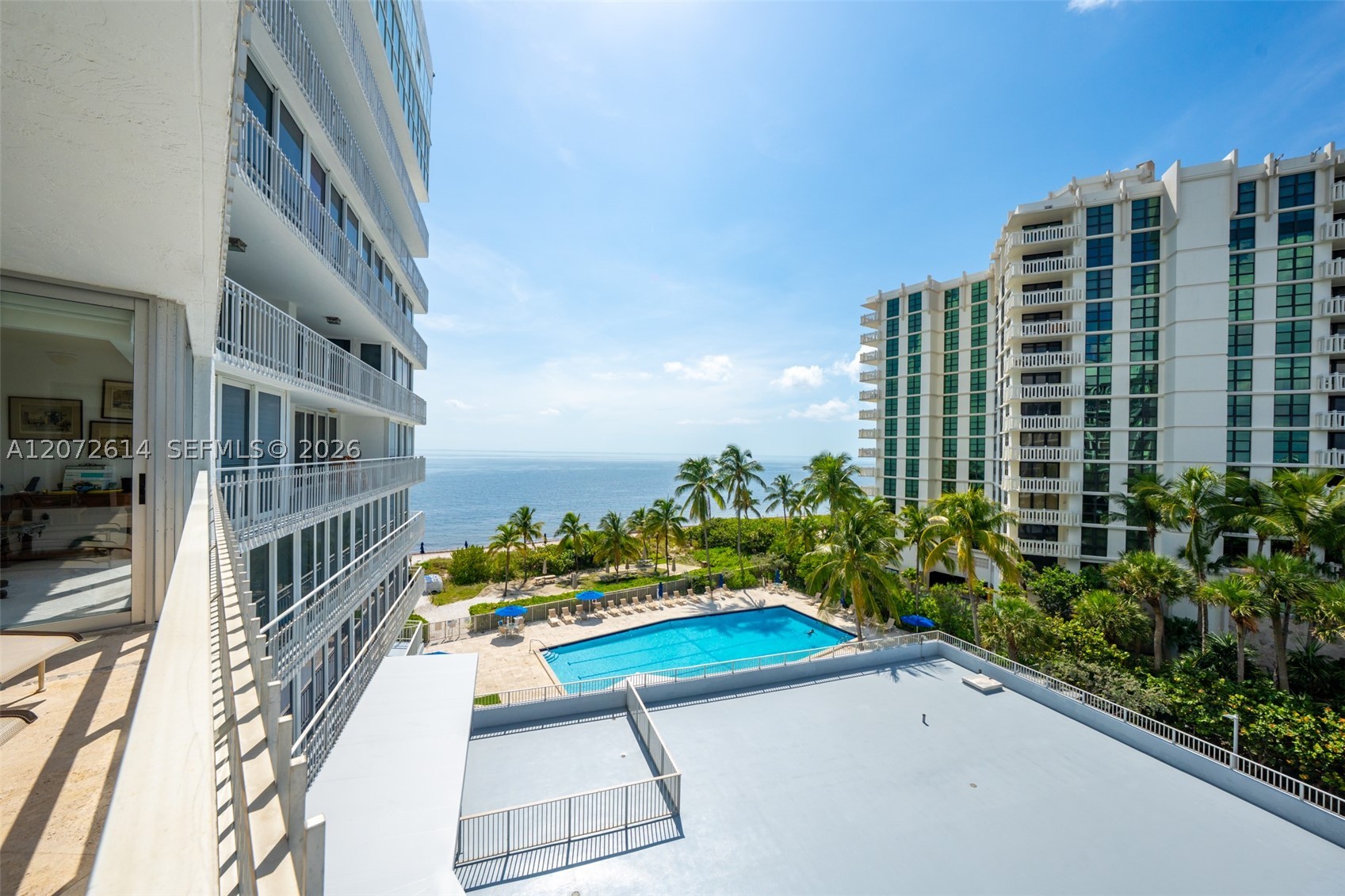600 Grapetree Dr #6BS, Key Biscayne FL 33149
