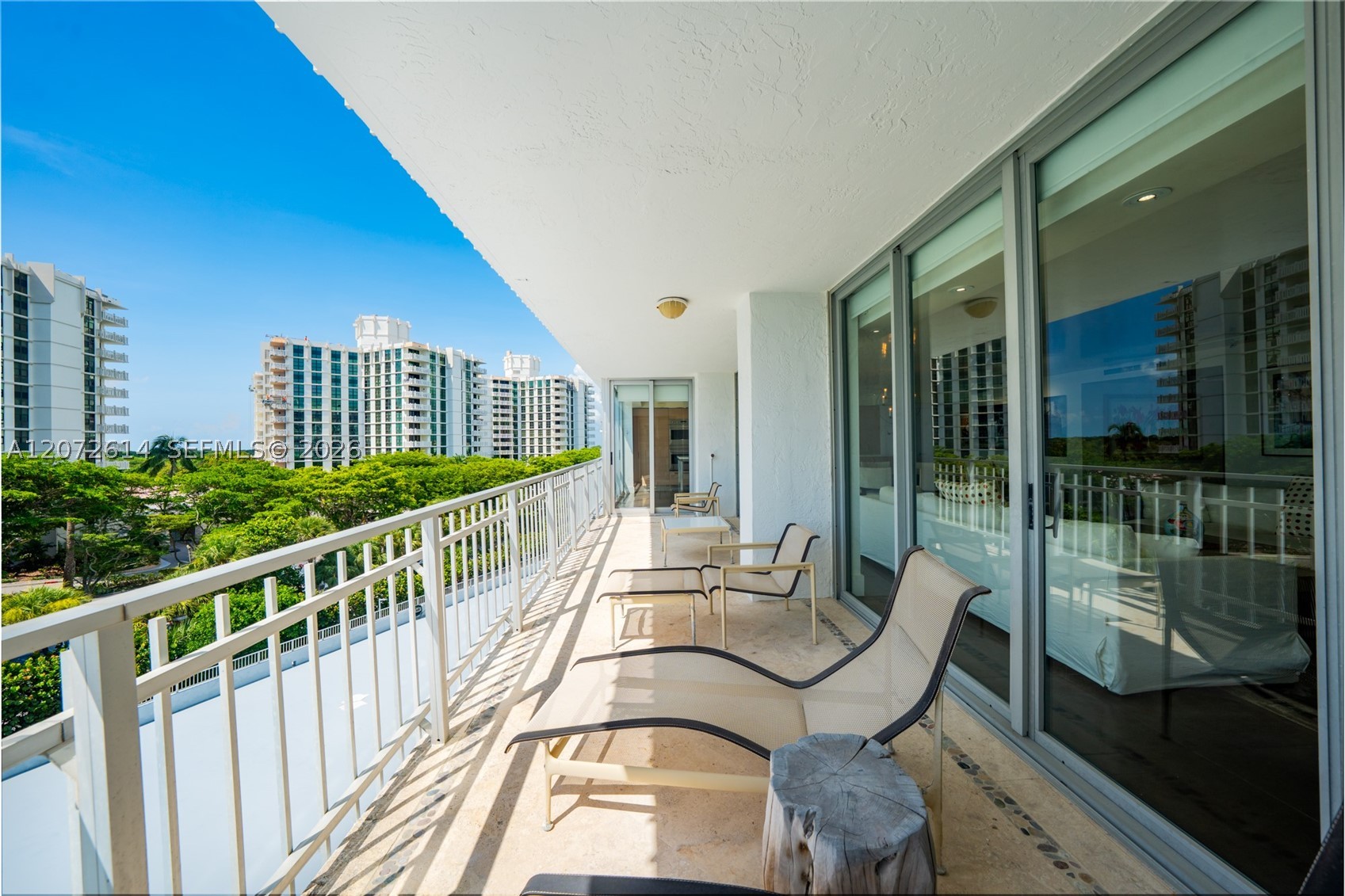 600 Grapetree Dr #6BS, Key Biscayne FL 33149