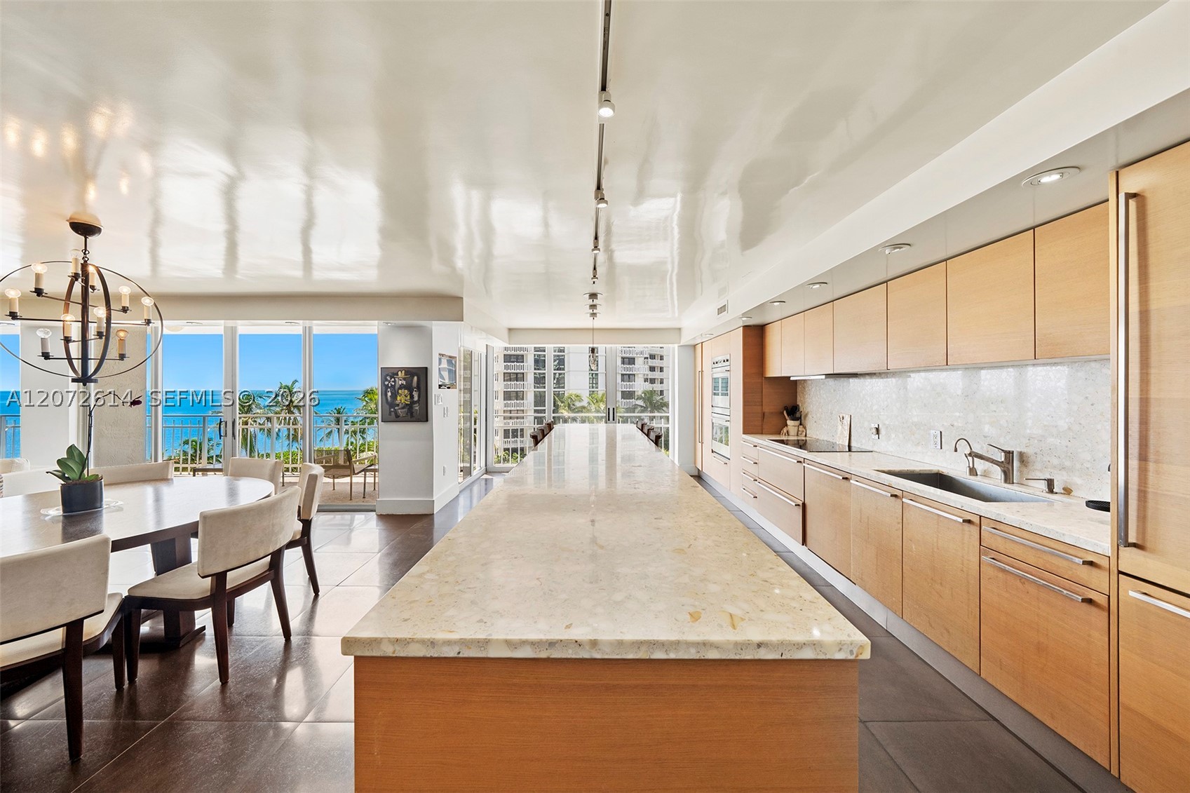 600 Grapetree Dr #6BS, Key Biscayne FL 33149