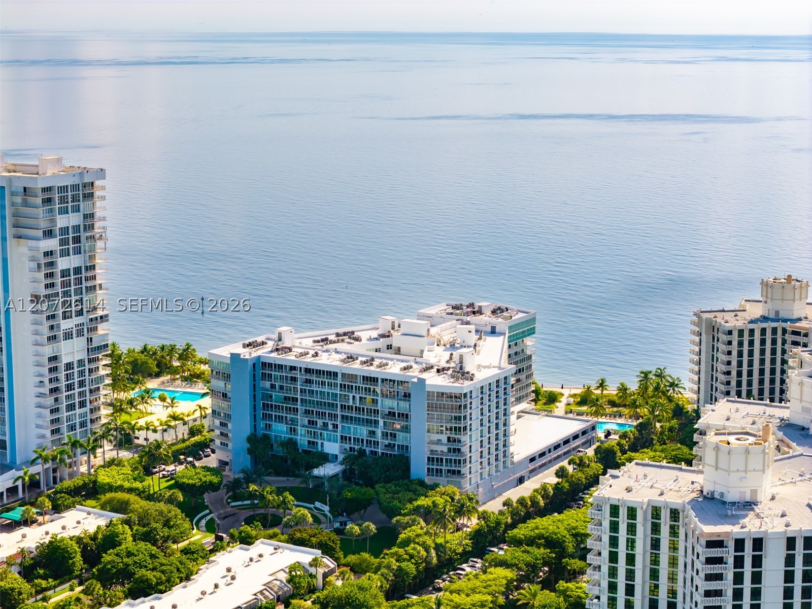600 Grapetree Dr #6BS, Key Biscayne FL 33149