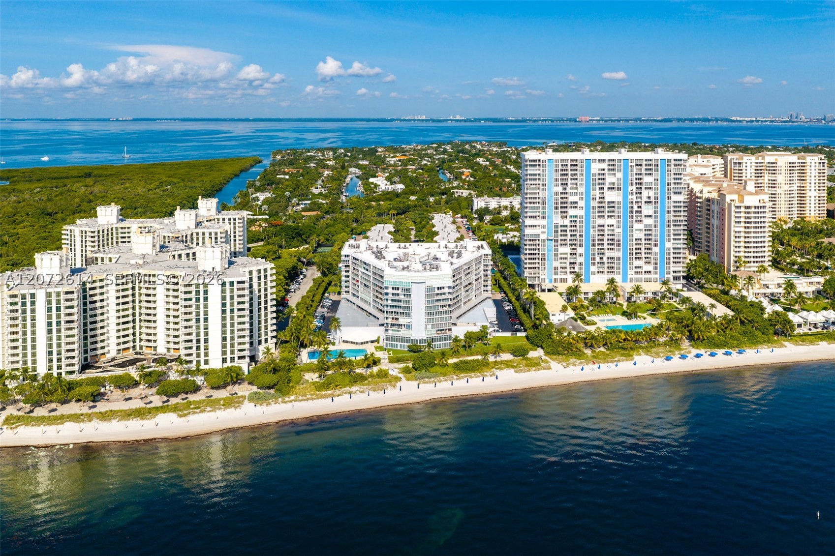 600 Grapetree Dr #6BS, Key Biscayne FL 33149