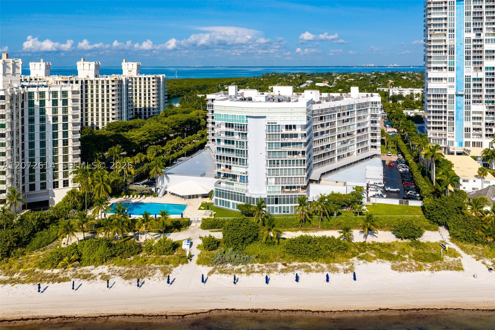 600 Grapetree Dr #6BS, Key Biscayne FL 33149