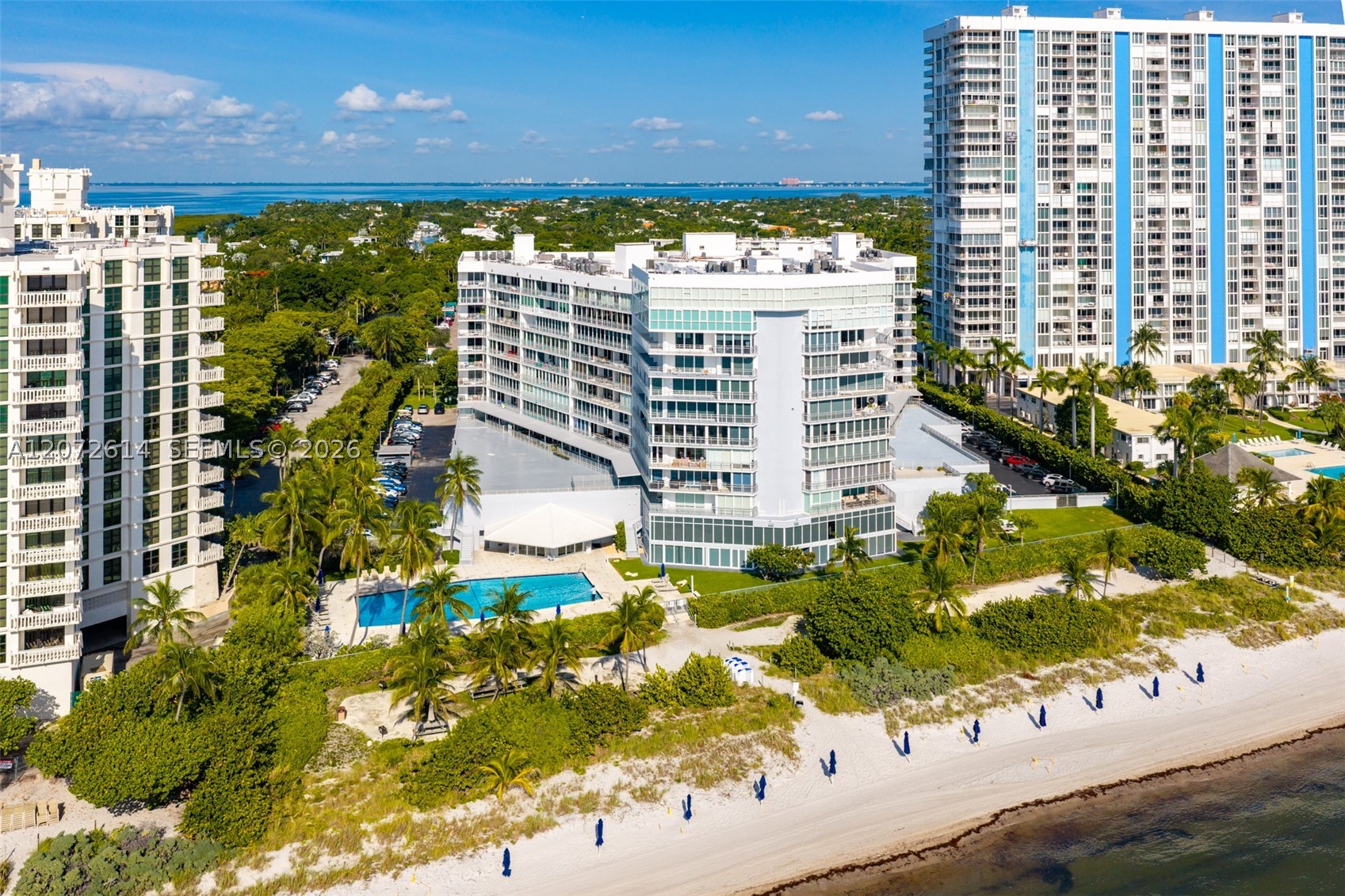 600 Grapetree Dr #6BS, Key Biscayne FL 33149