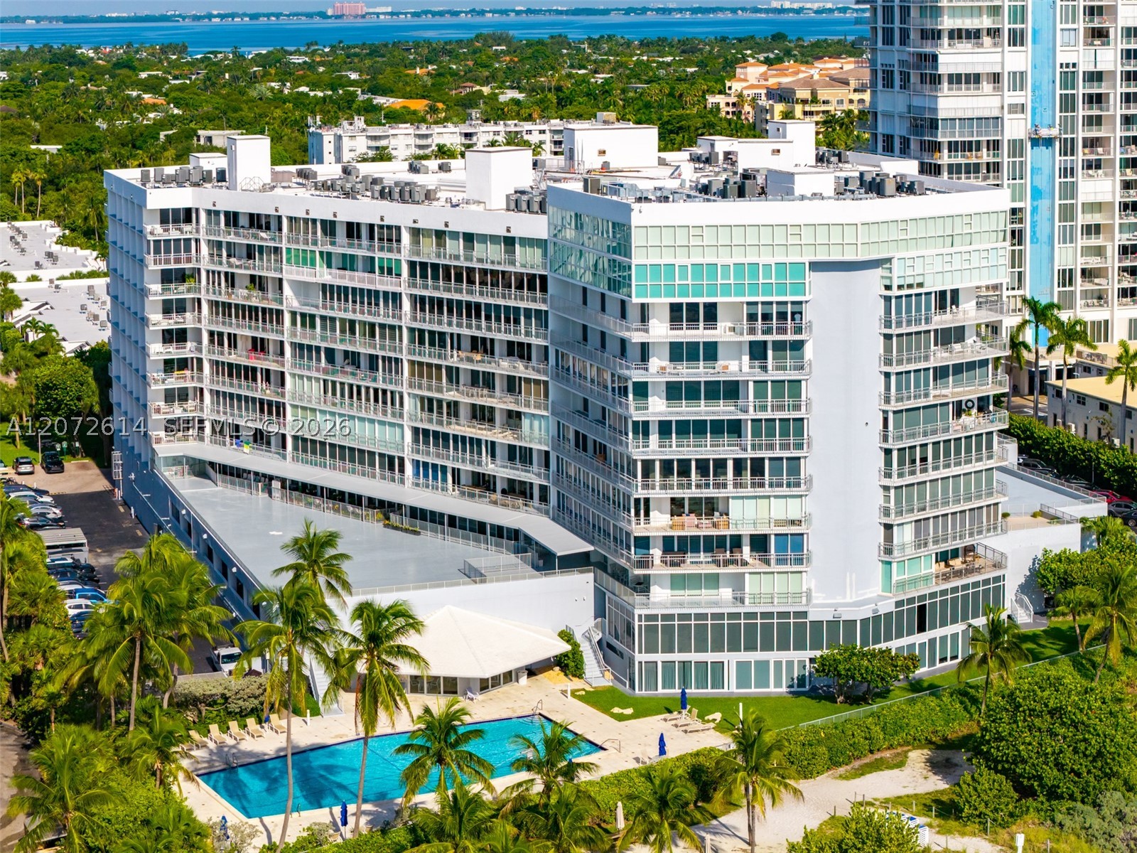 600 Grapetree Dr #6BS, Key Biscayne FL 33149