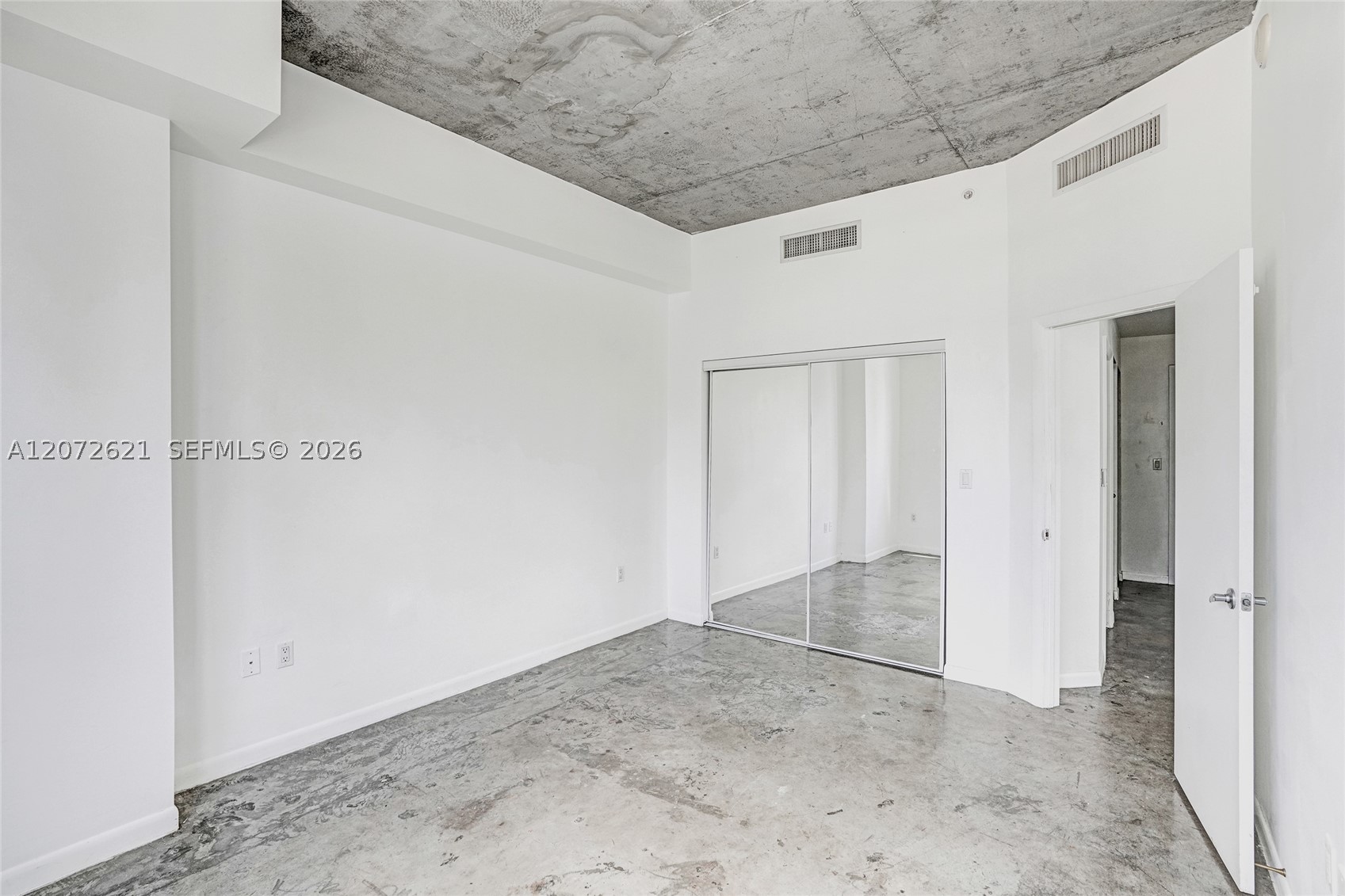 133 NE 2nd Ave #2302, Miami FL 33132