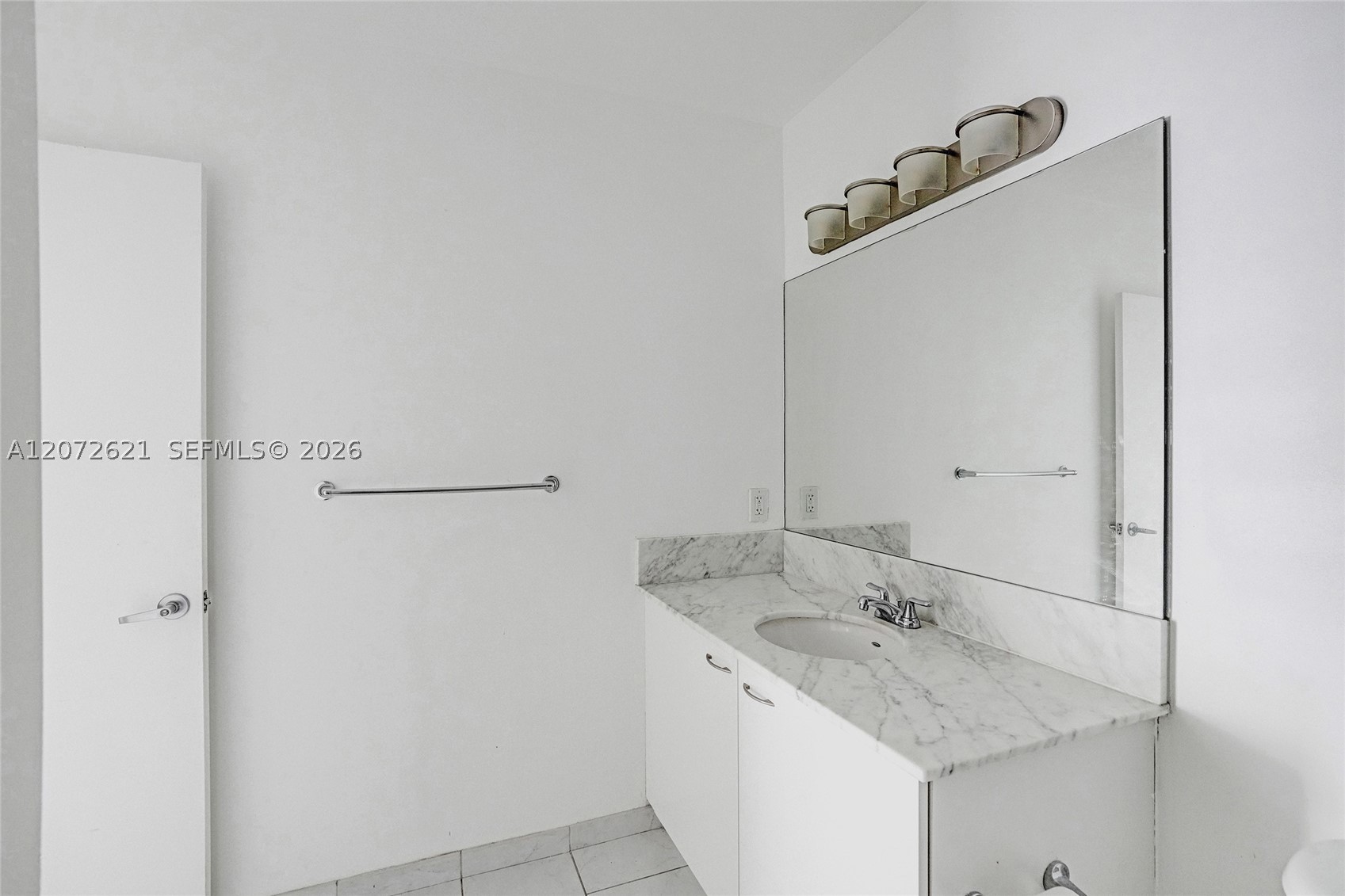 133 NE 2nd Ave #2302, Miami FL 33132
