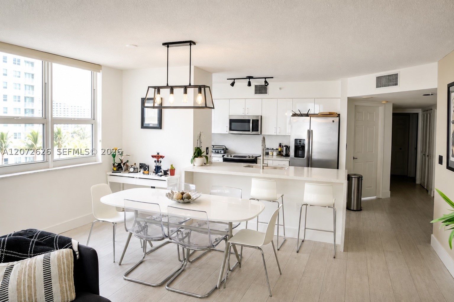 1155 Brickell Bay Dr #902, Miami FL 33131