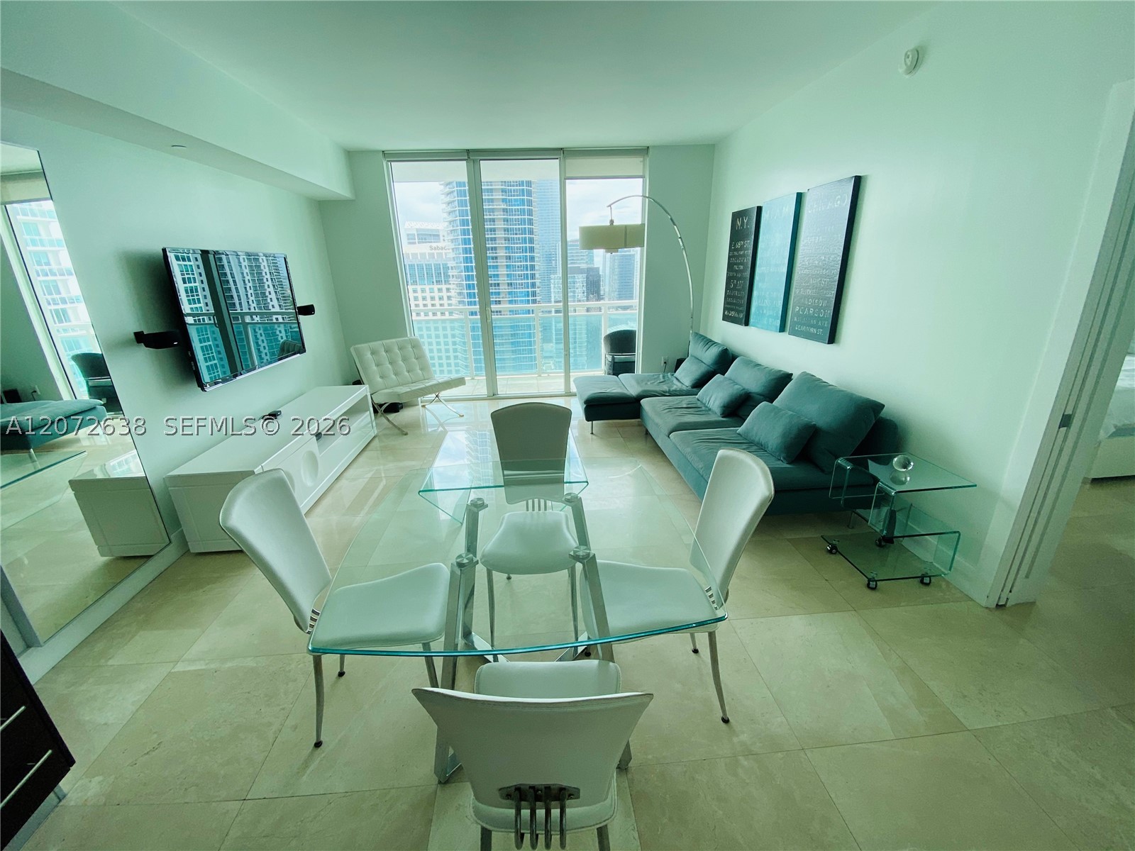 950 Brickell Bay Dr #3709, Miami FL 33131