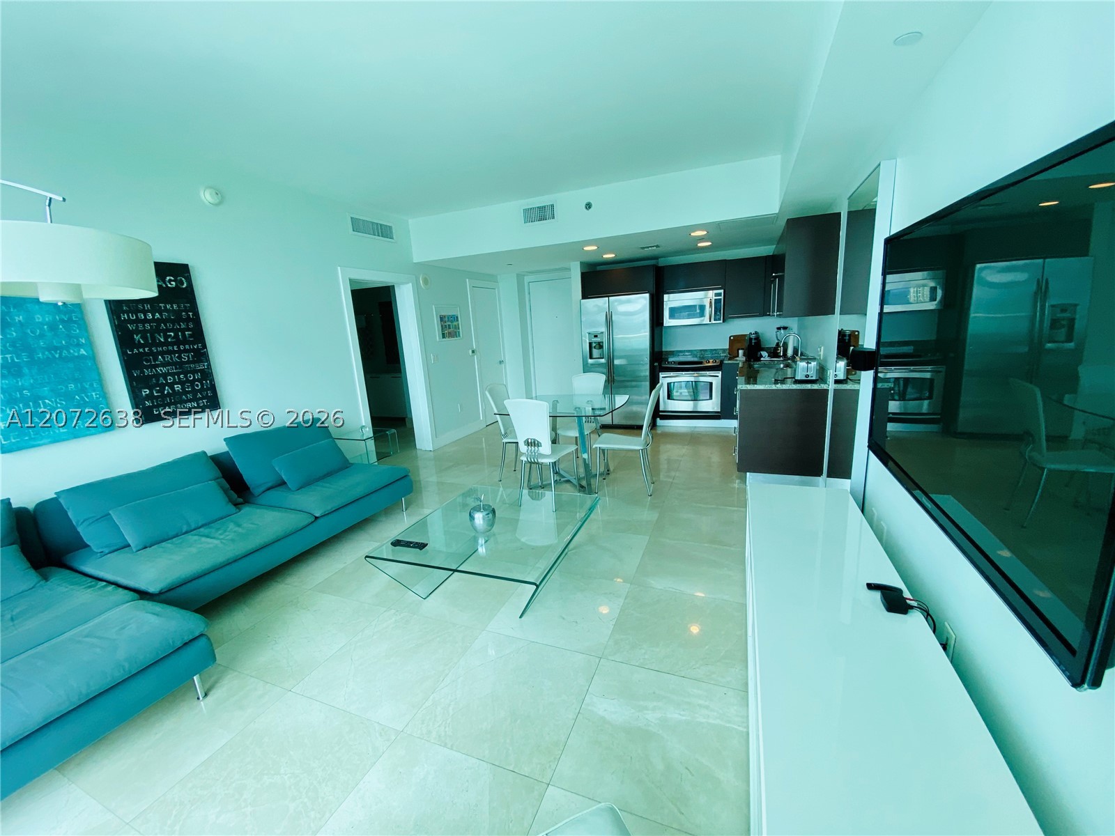 950 Brickell Bay Dr #3709, Miami FL 33131