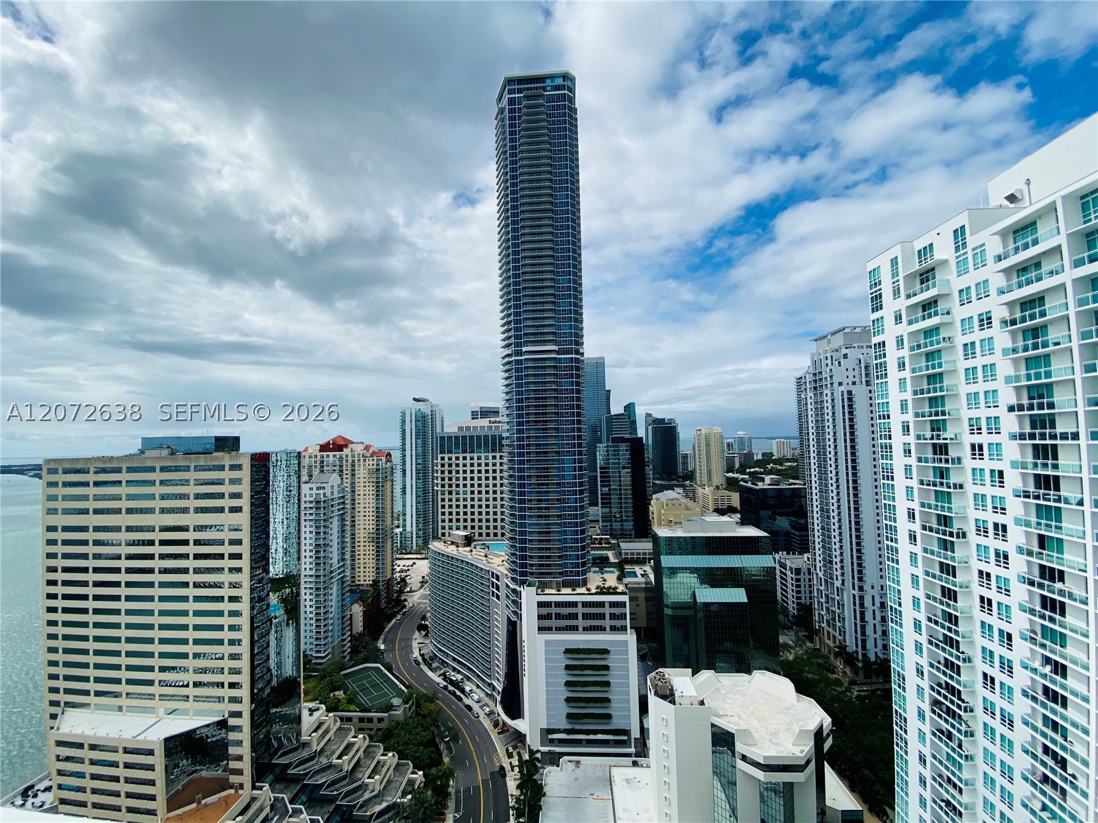 950 Brickell Bay Dr #3709, Miami FL 33131