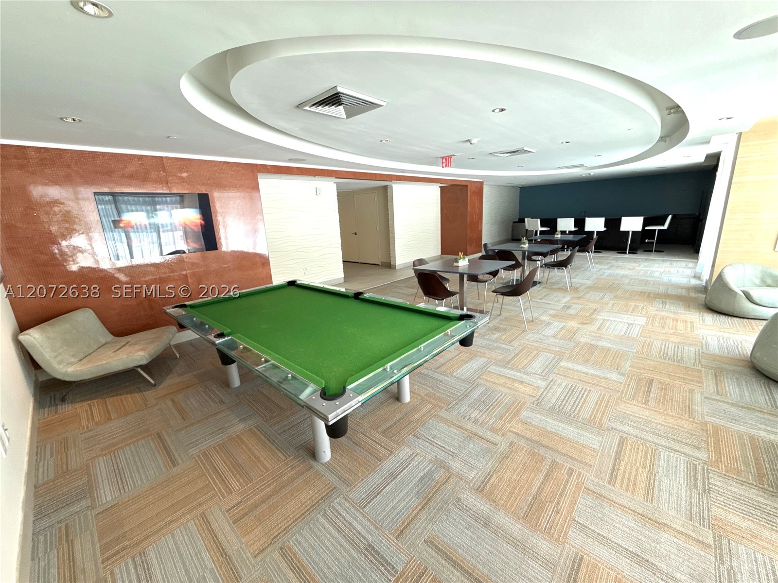 950 Brickell Bay Dr #3709, Miami FL 33131