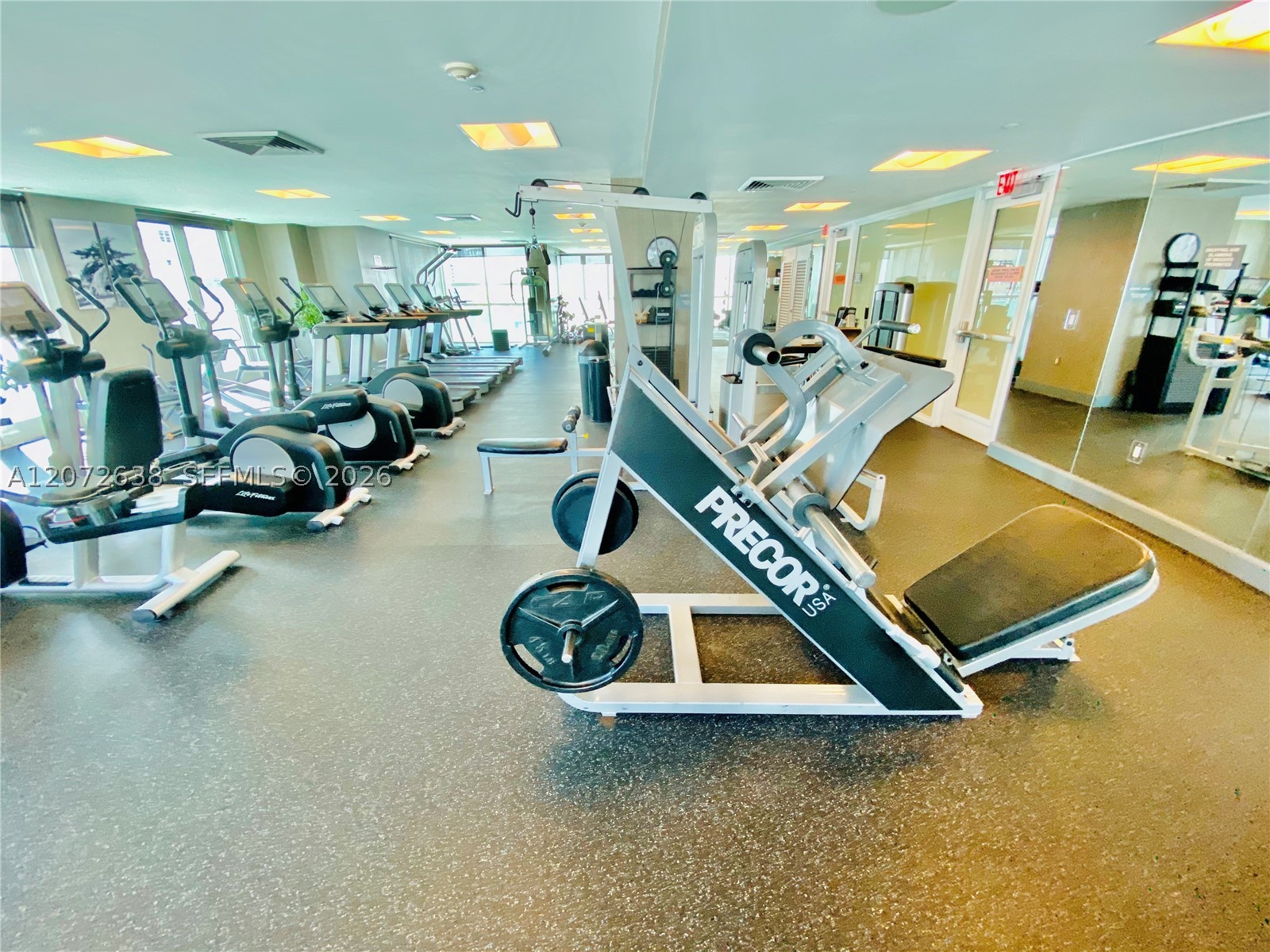 950 Brickell Bay Dr #3709, Miami FL 33131