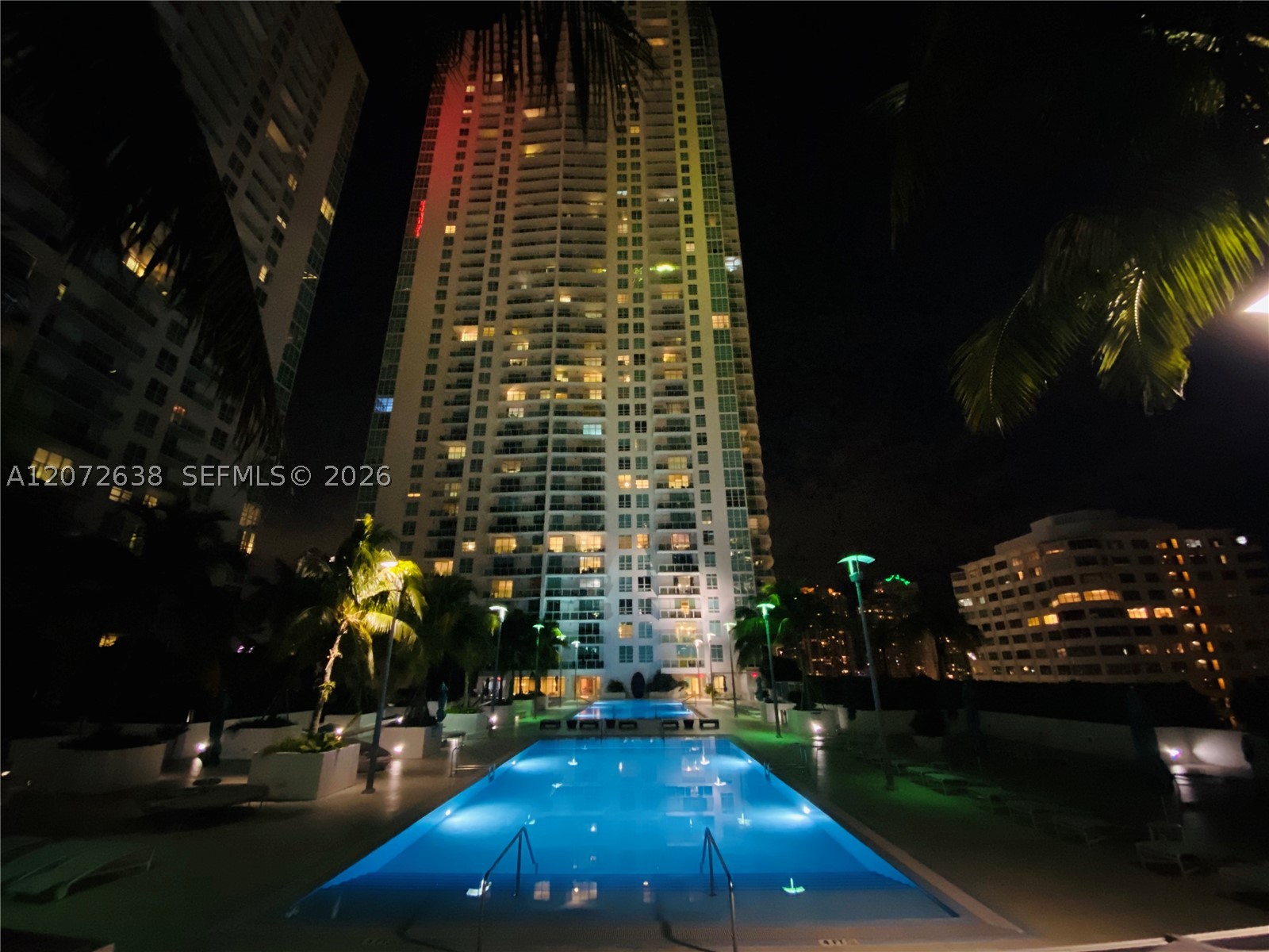 950 Brickell Bay Dr #3709, Miami FL 33131