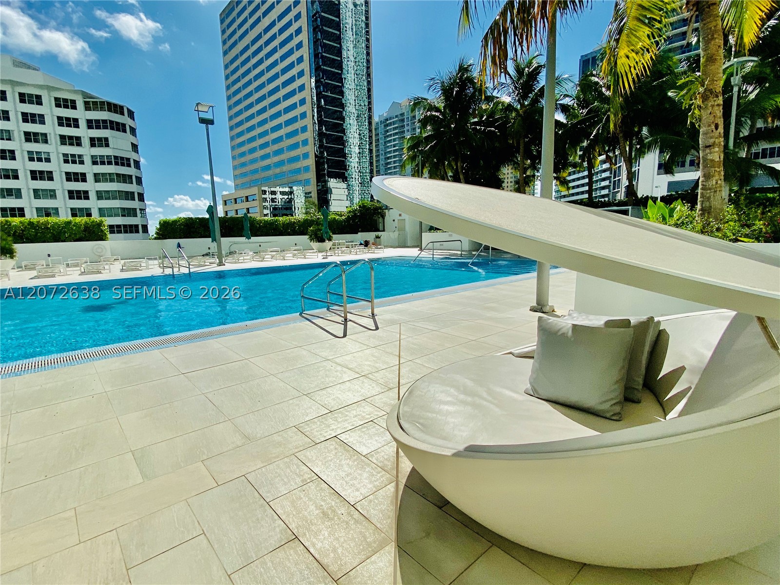 950 Brickell Bay Dr #3709, Miami FL 33131