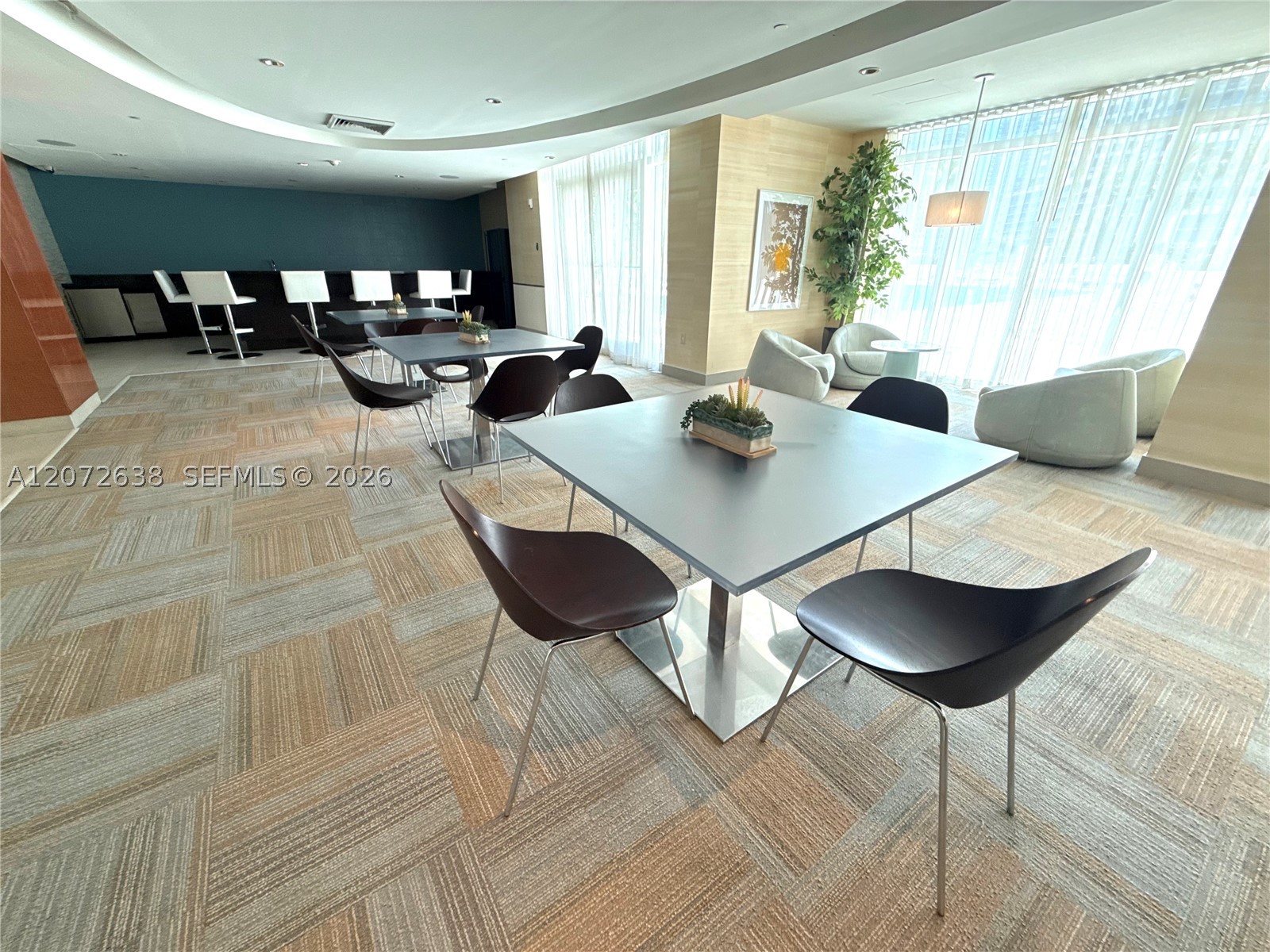 950 Brickell Bay Dr #3709, Miami FL 33131