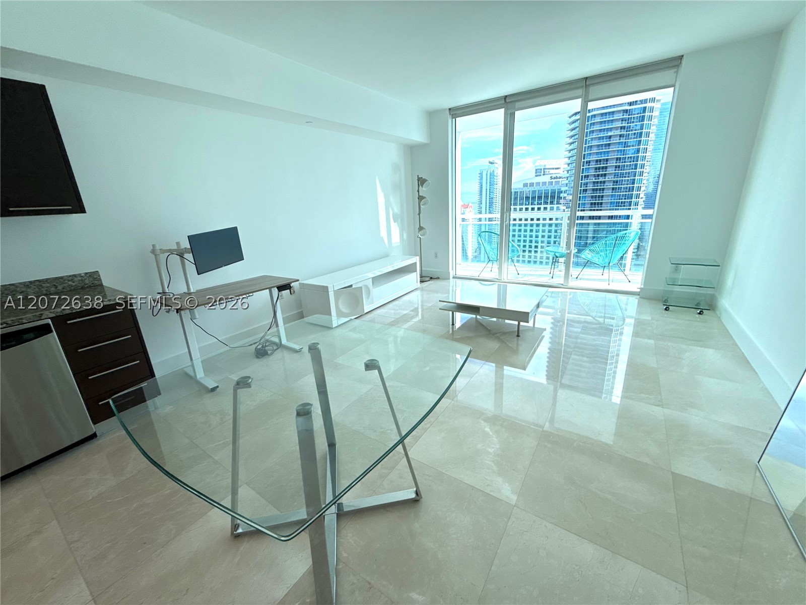 950 Brickell Bay Dr #3709, Miami FL 33131