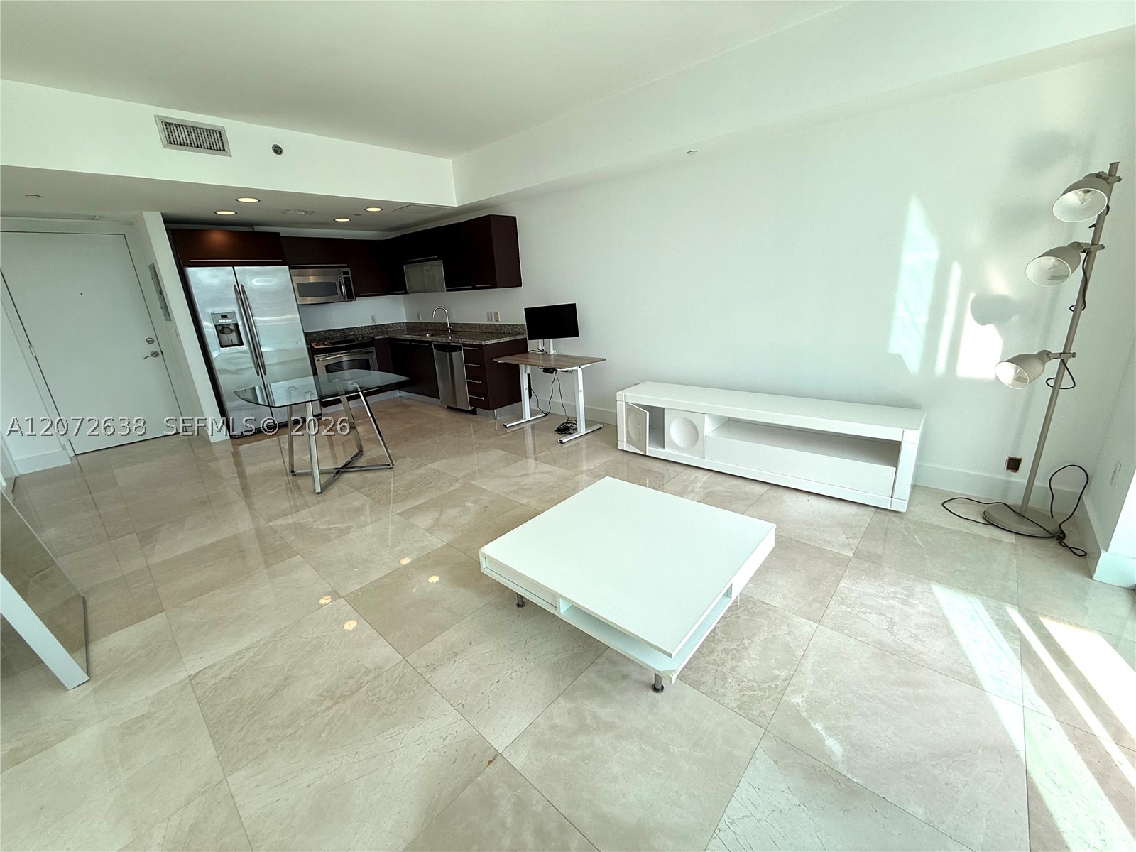950 Brickell Bay Dr #3709, Miami FL 33131