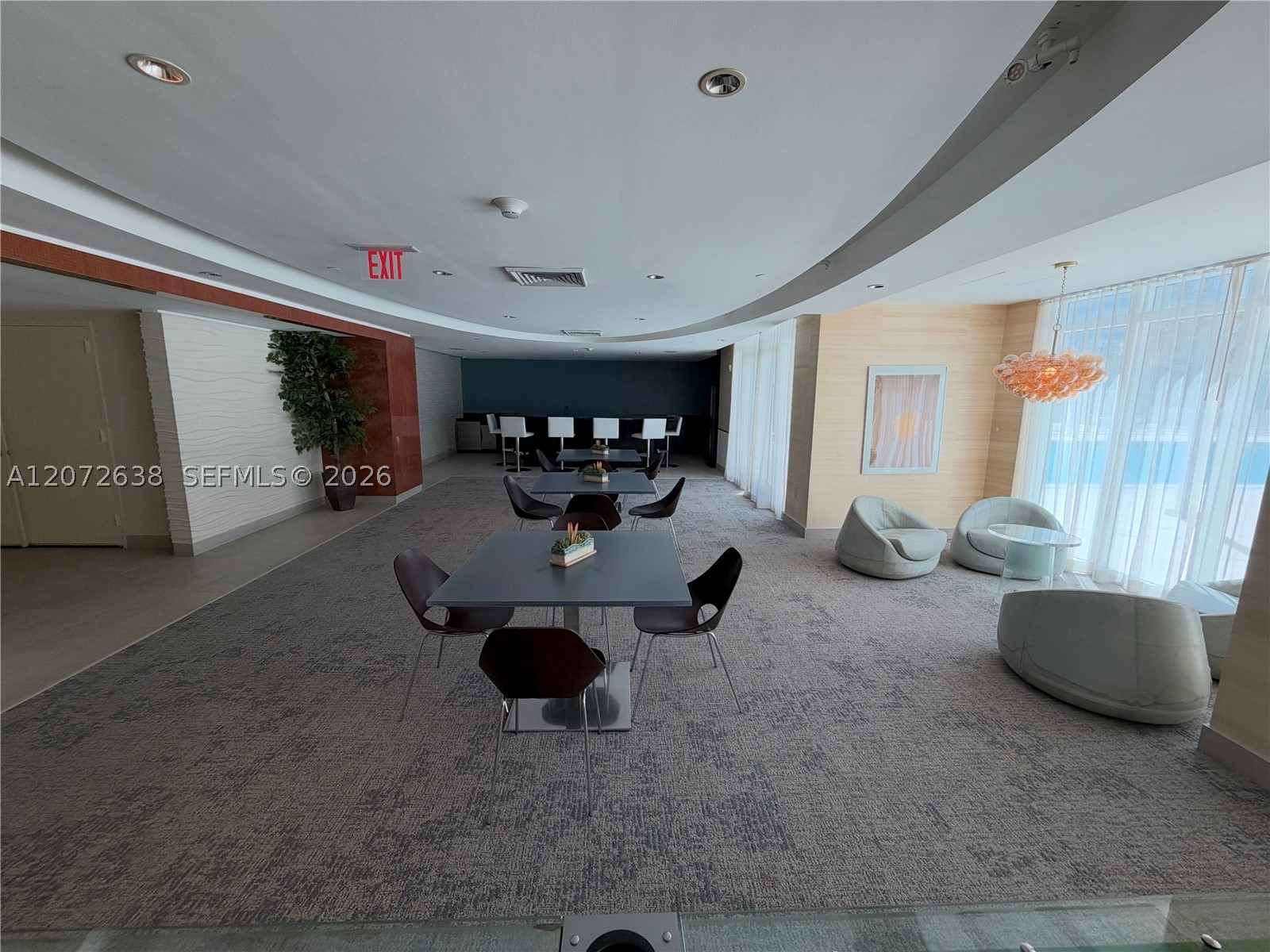 950 Brickell Bay Dr #3709, Miami FL 33131