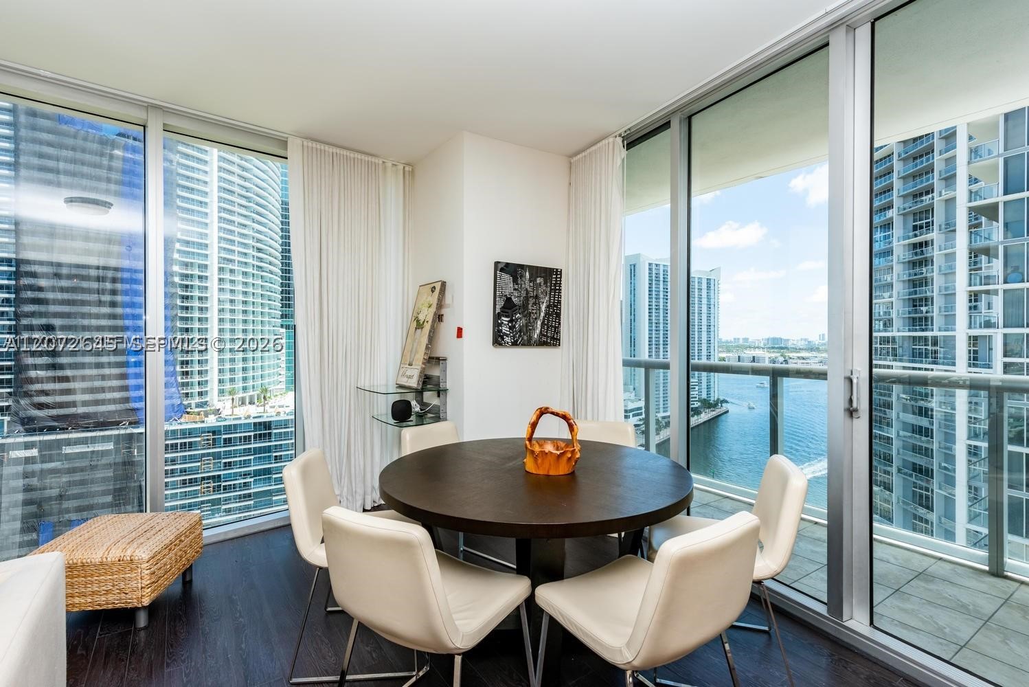 485 Brickell Ave #2302, Miami FL 33131