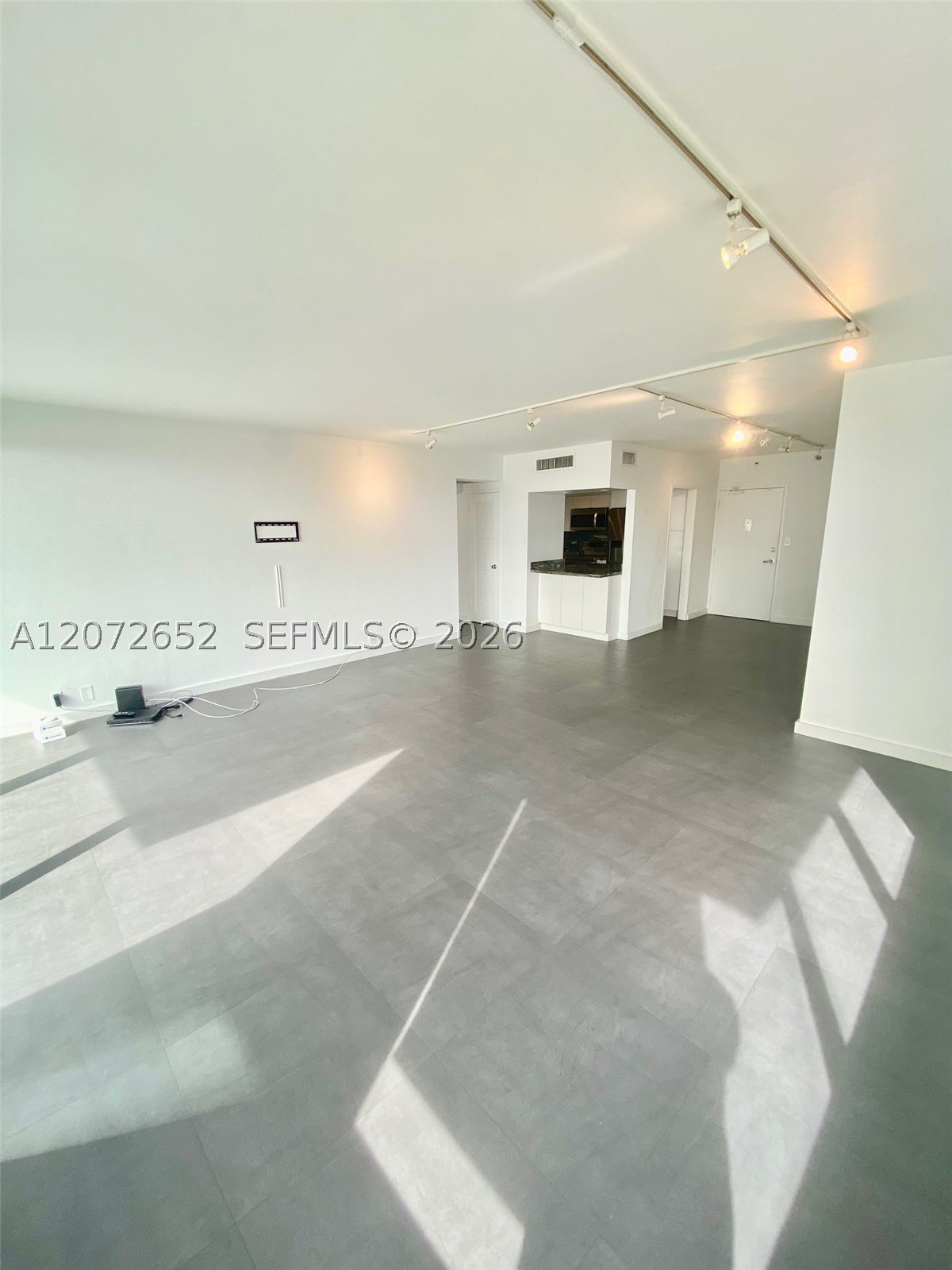 1200 West Ave #815, Miami Beach FL 33139