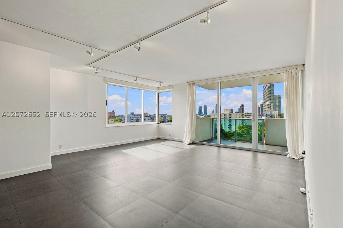 1200 West Ave #815, Miami Beach FL 33139