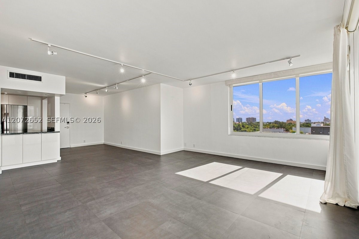 1200 West Ave #815, Miami Beach FL 33139