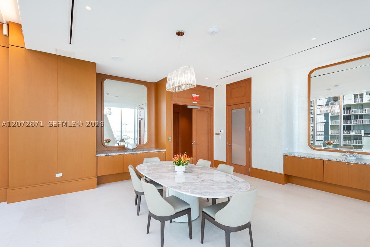 175 SE 25th Rd #3504, Miami FL 33129