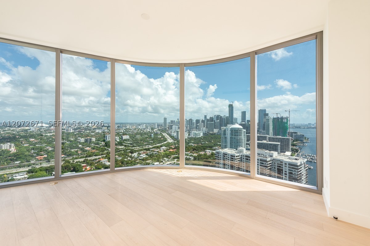 175 SE 25th Rd #3504, Miami FL 33129