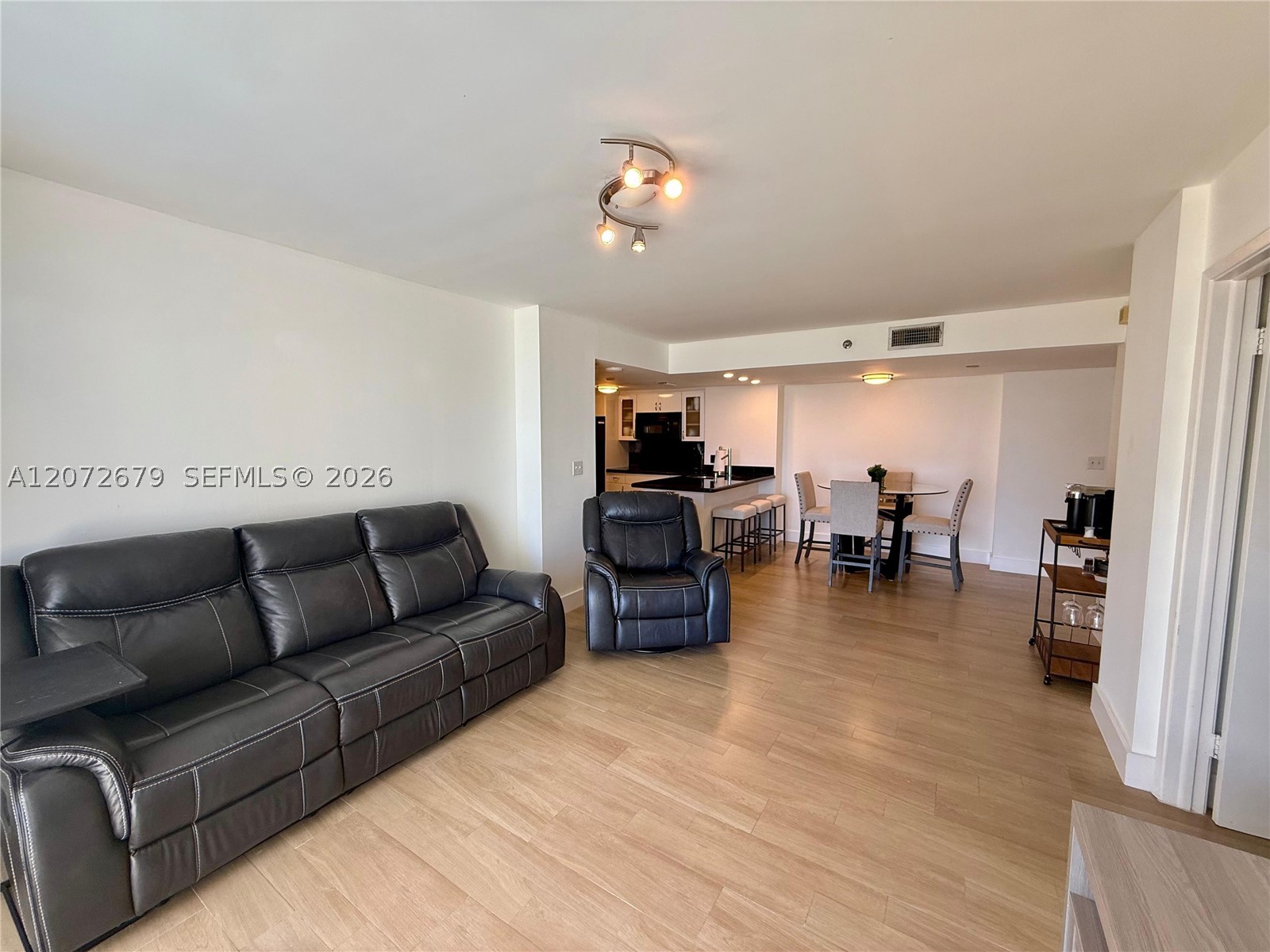770 Claughton Island Dr #1104, Miami FL 33131
