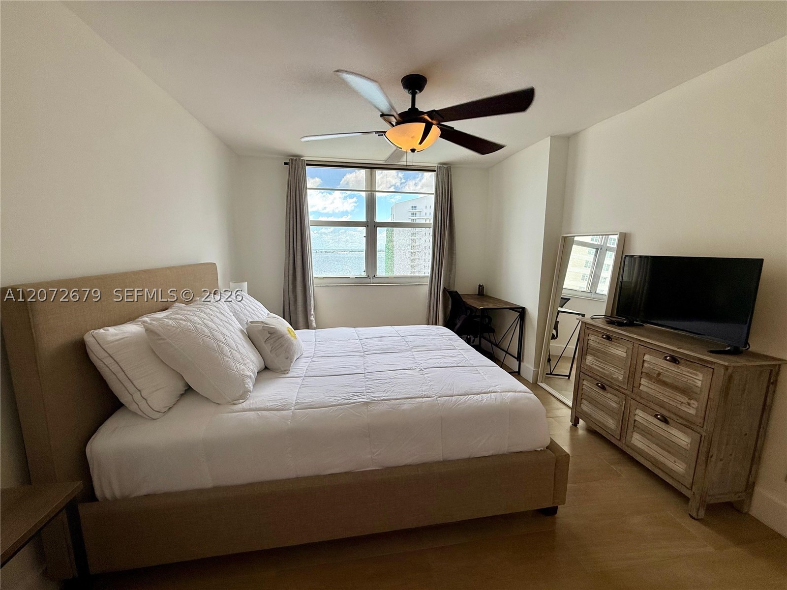 770 Claughton Island Dr #1104, Miami FL 33131