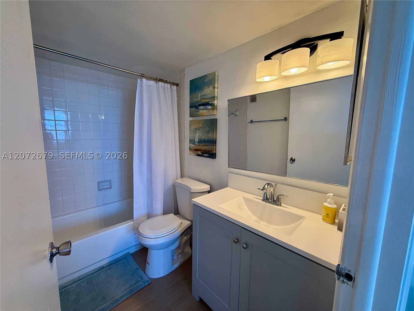 770 Claughton Island Dr #1104, Miami FL 33131